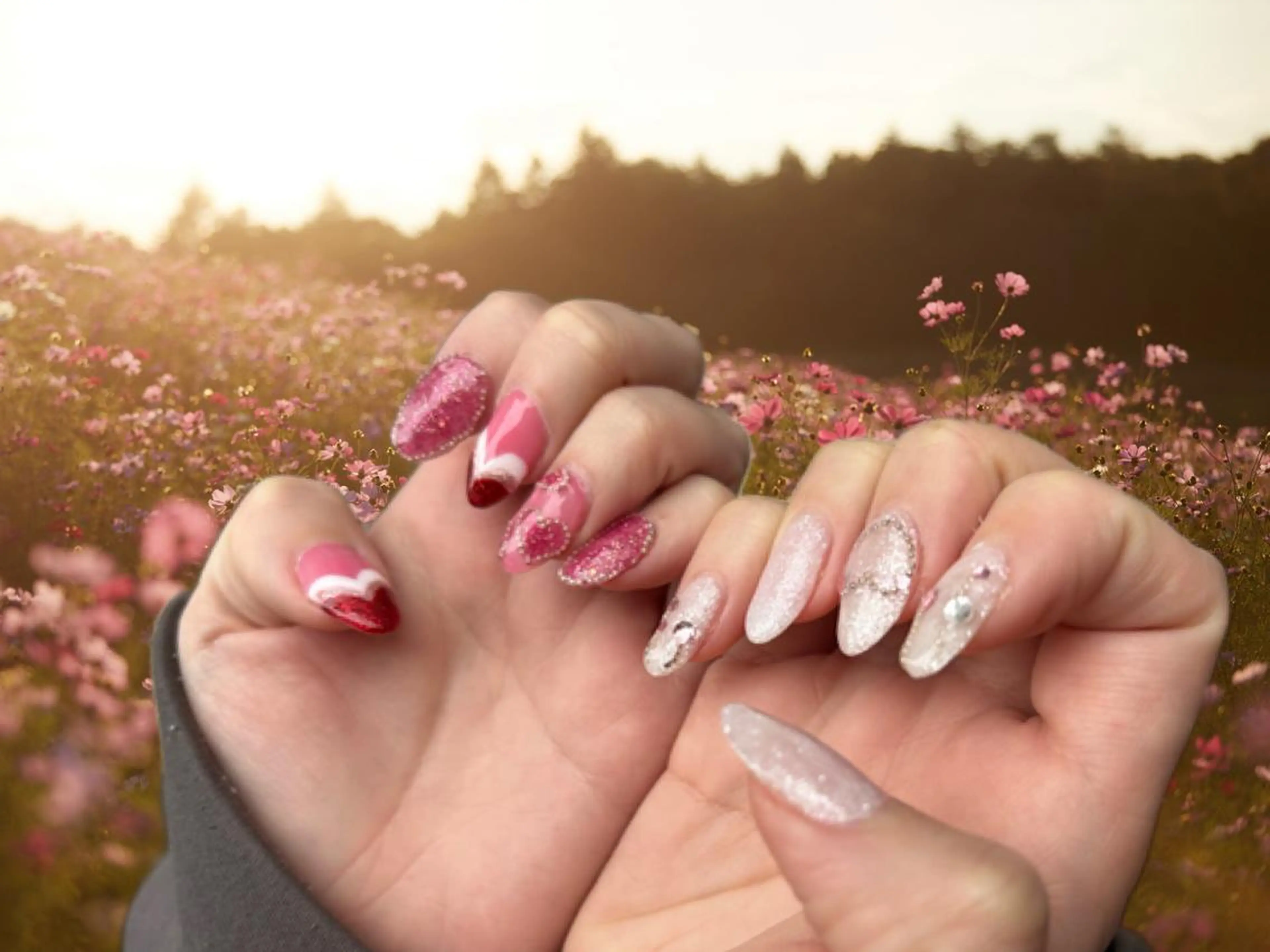 ネイル アートネイル ハート 持ち込み 伊藤 アップネイルのネイルデザイン