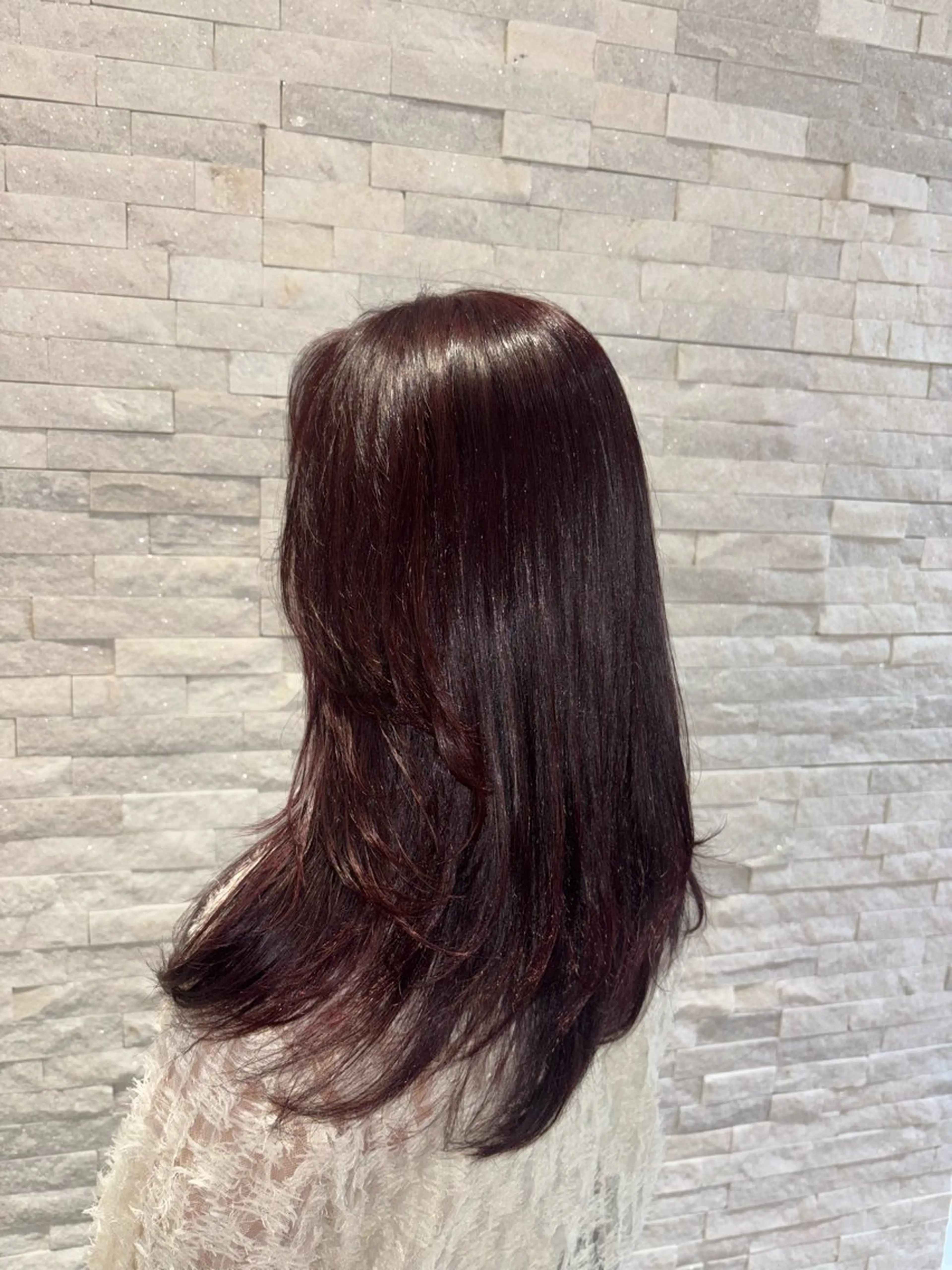 カラー 小林 花寧のヘアスタイル