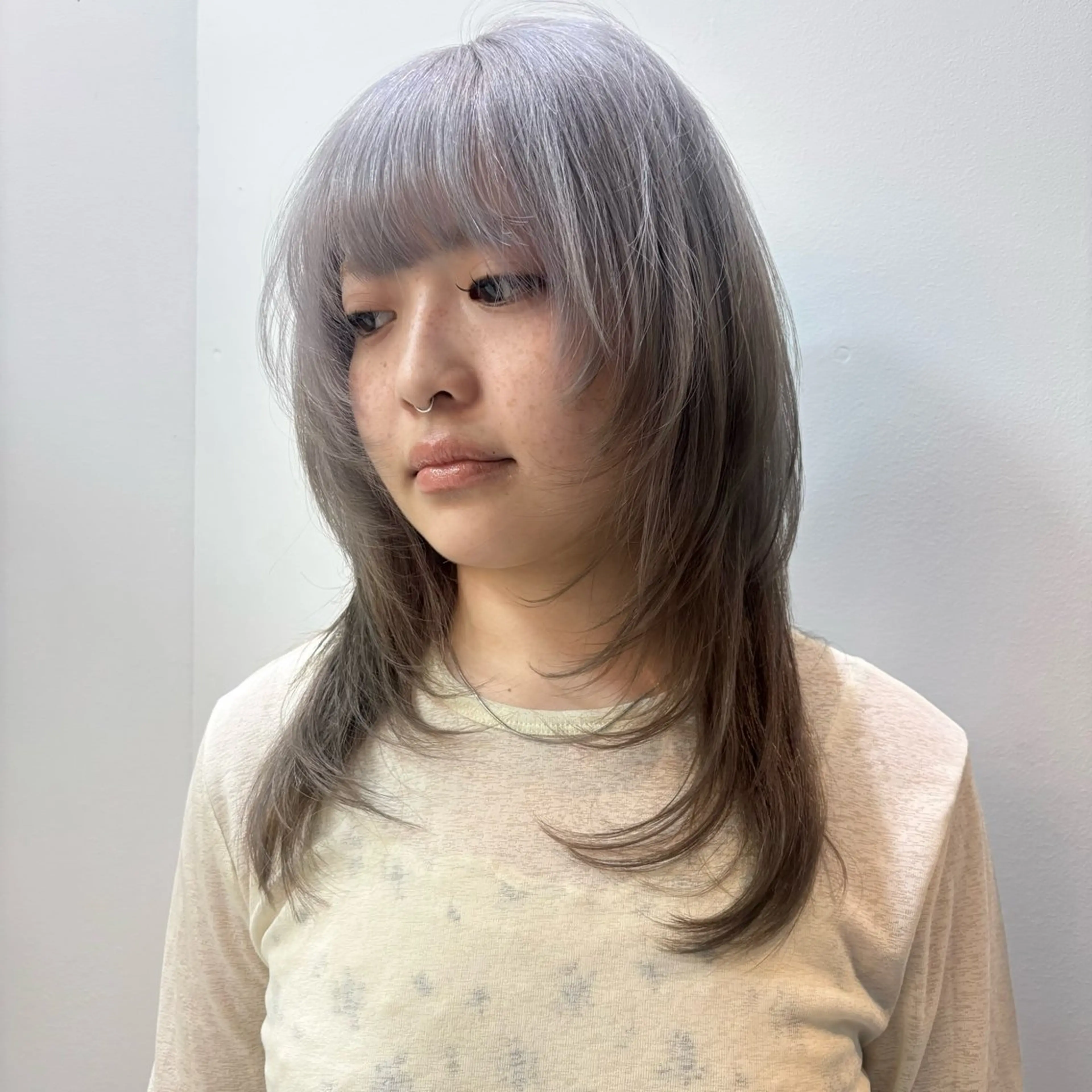 ミディアム カラー ヘアカラー トリートメント ブリーチ×似合わせハ イトーン🍎ののかのヘアスタイル