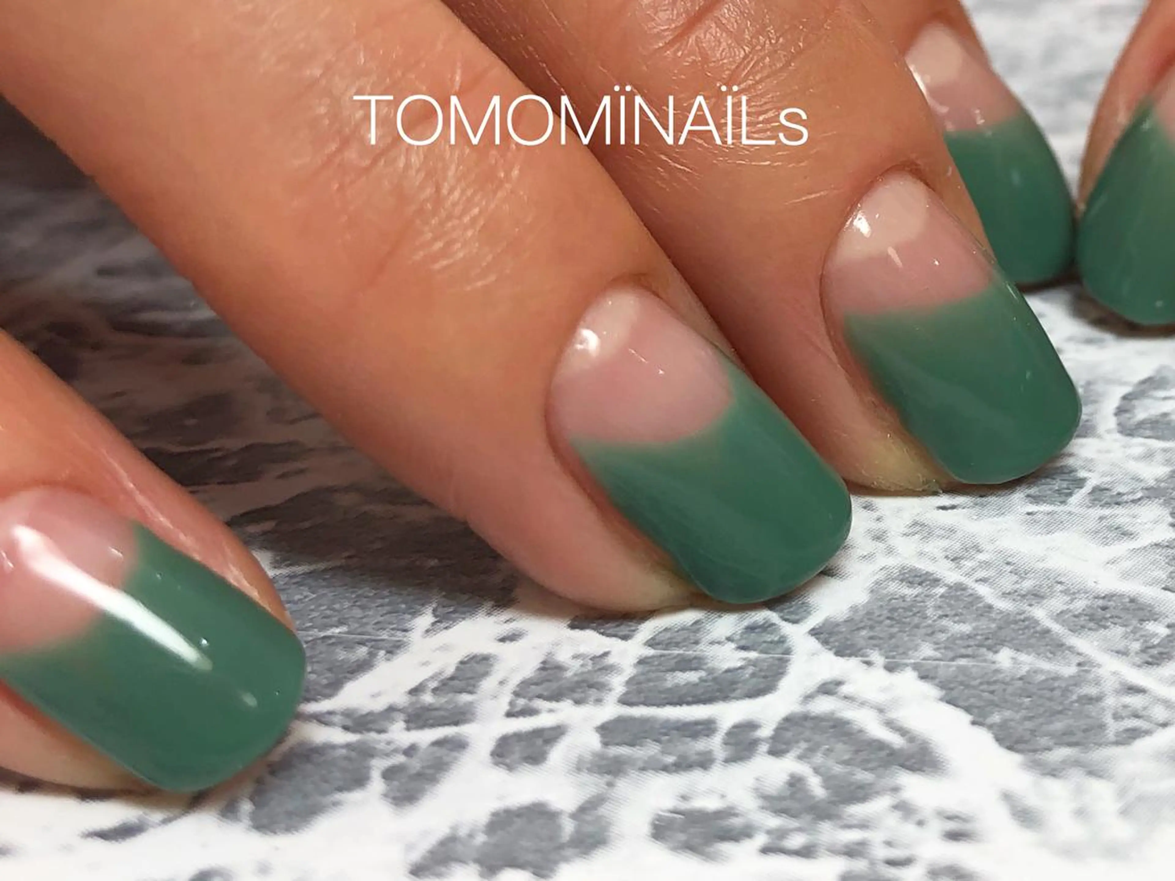 ネイル TOMOMI NAILsのネイルデザイン