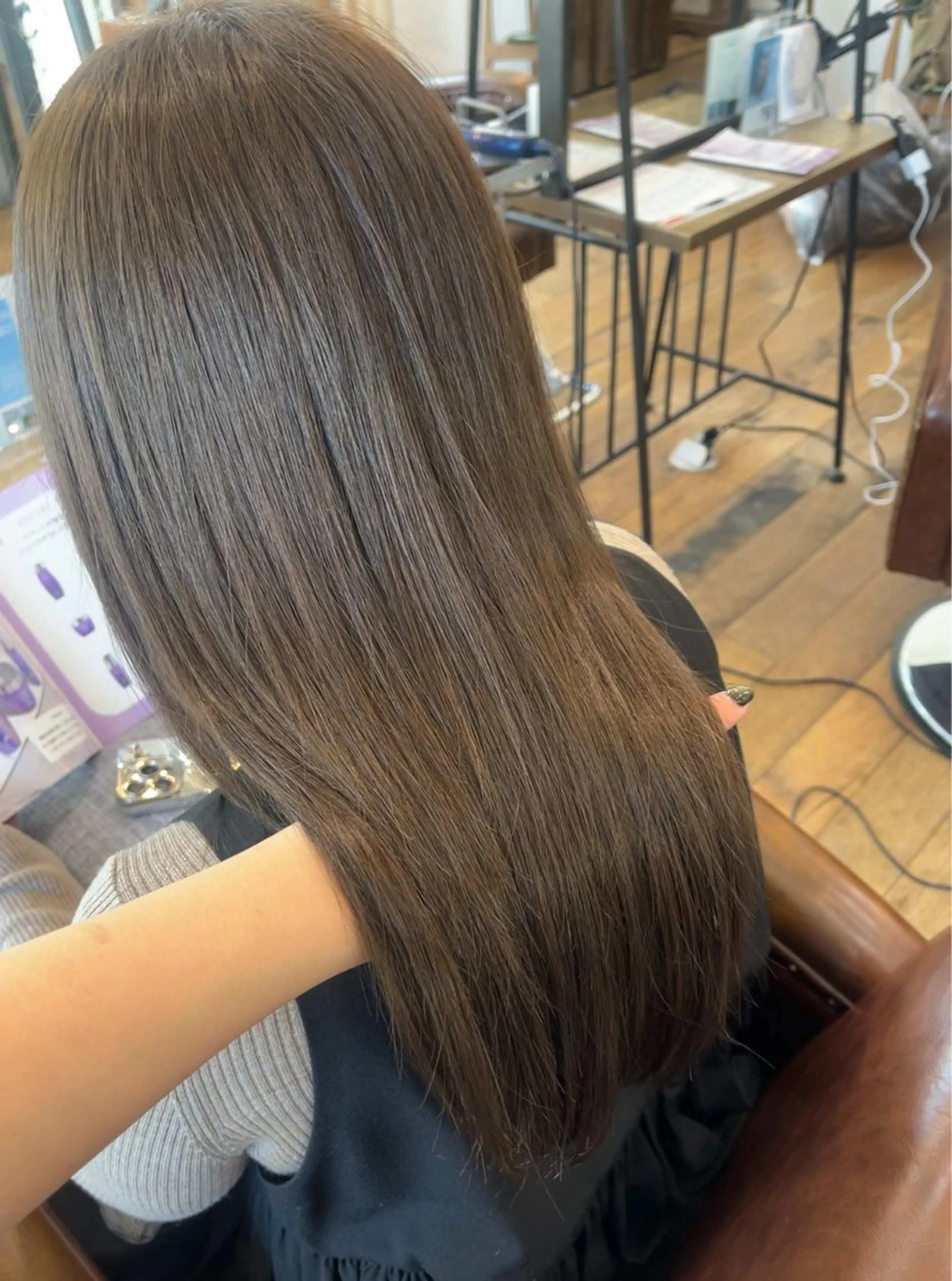 カラー アッシュ アッシュグレー アッシュグレージュ グレージュ 東茉央/ブリーチ リタッチ🧸銀座のヘアスタイル