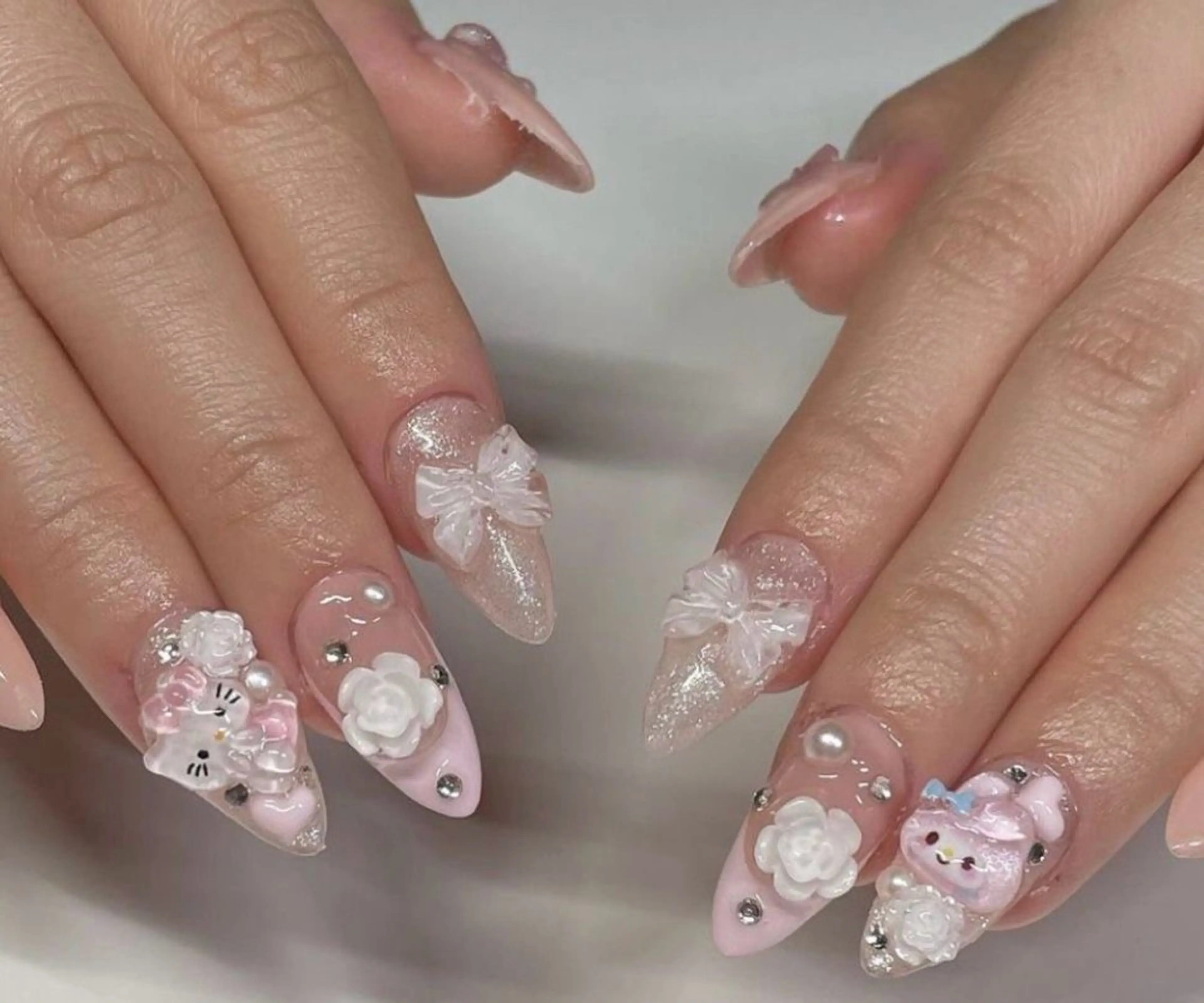 ネイル フレンチネイル ロングネイル マグネットネイル スカルプネイル スーパーロングネイル ハンドネイル ハンドケア Nihonthy Nail 新宿のネイルデザイン
