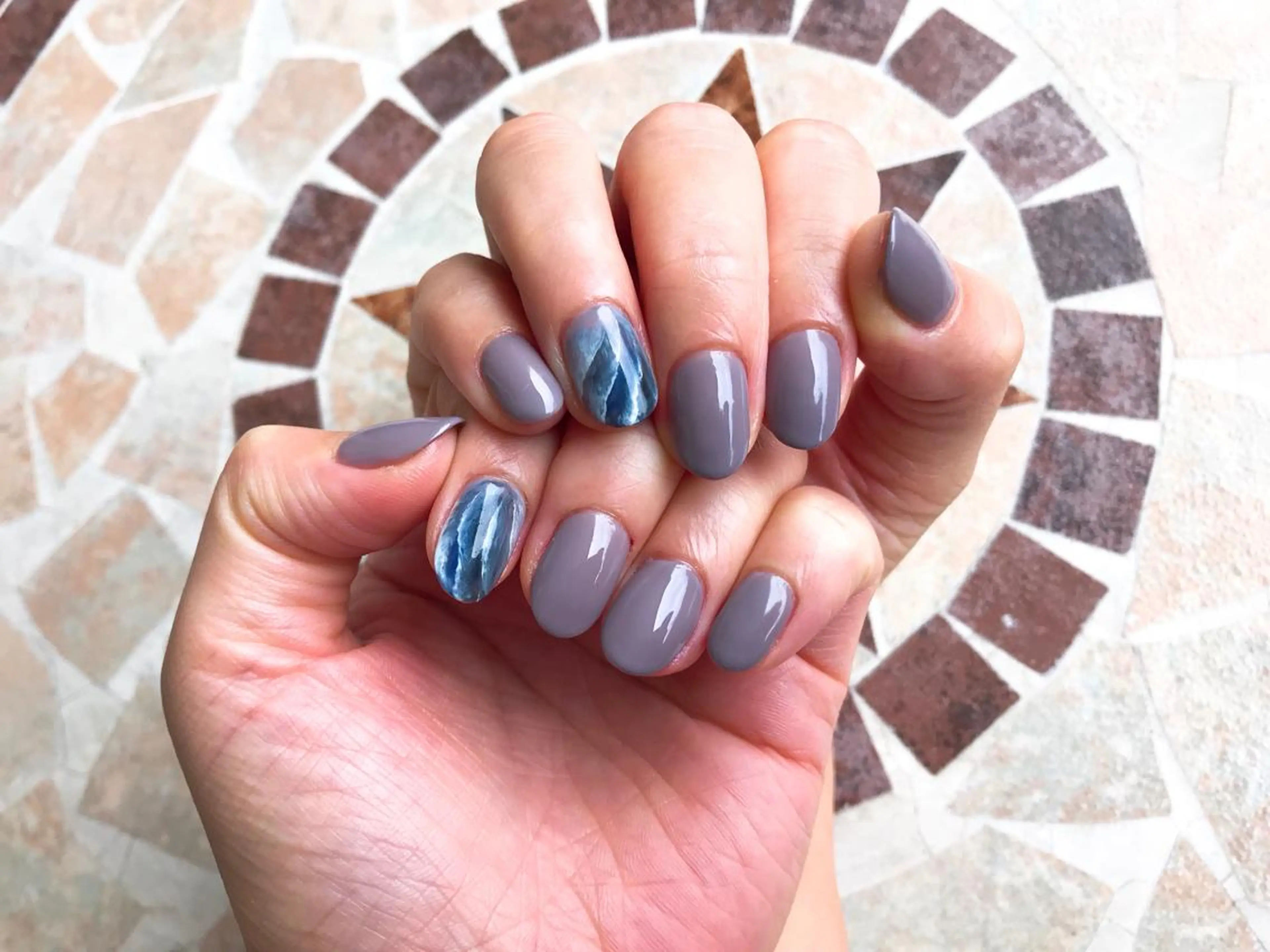 ネイル 大理石ネイル(マーブル) ニュアンスネイル MIZUKI 🌏NEWWORLDのネイルデザイン