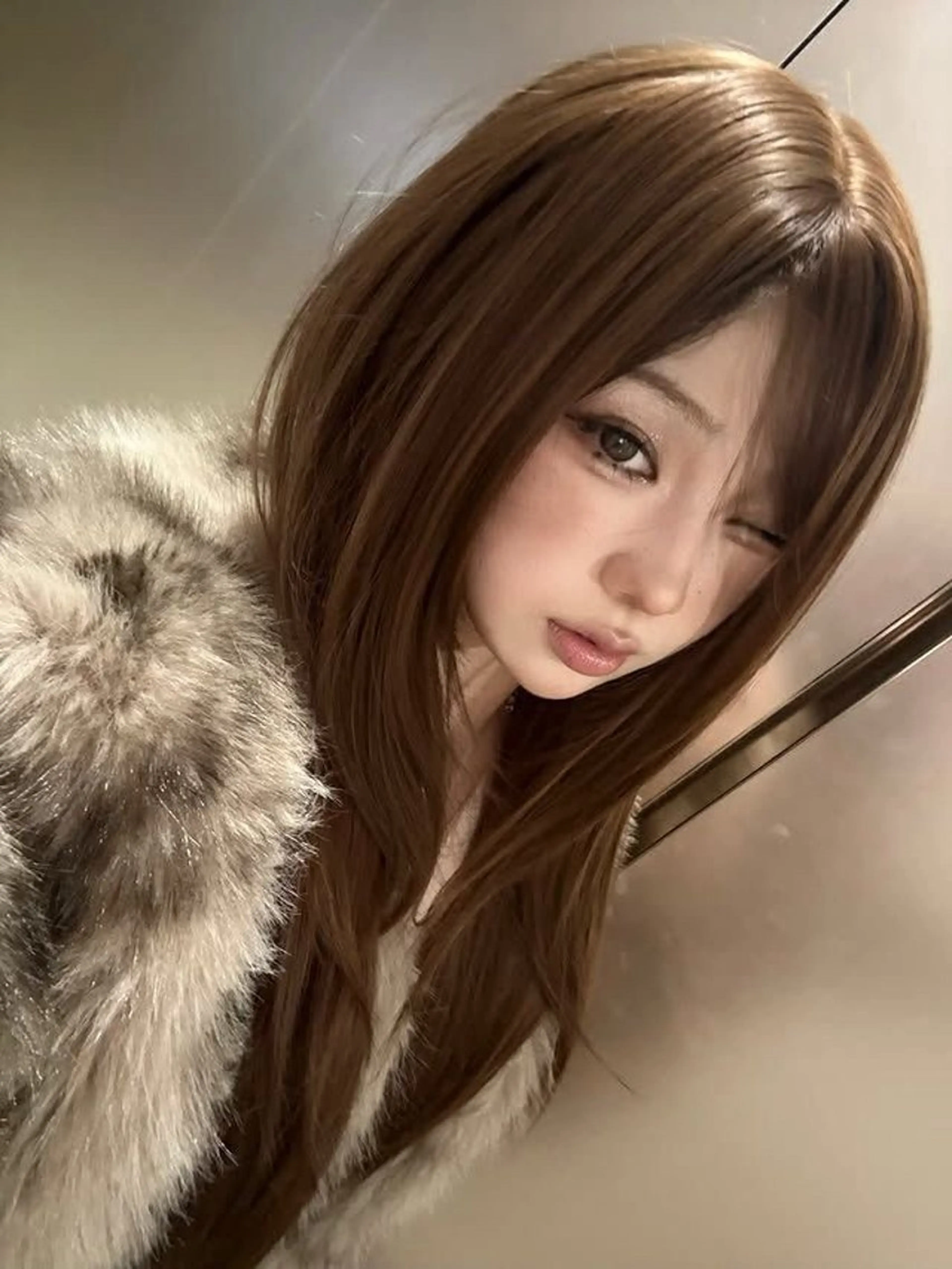 ロング カラー ベージュカラー ブリーチ ダブルカラー ブリーチなしカラー 小顔カット カット ヘアカラー トリートメント 原宿／ワンホンヘア SAAYA🖤のヘアスタイル