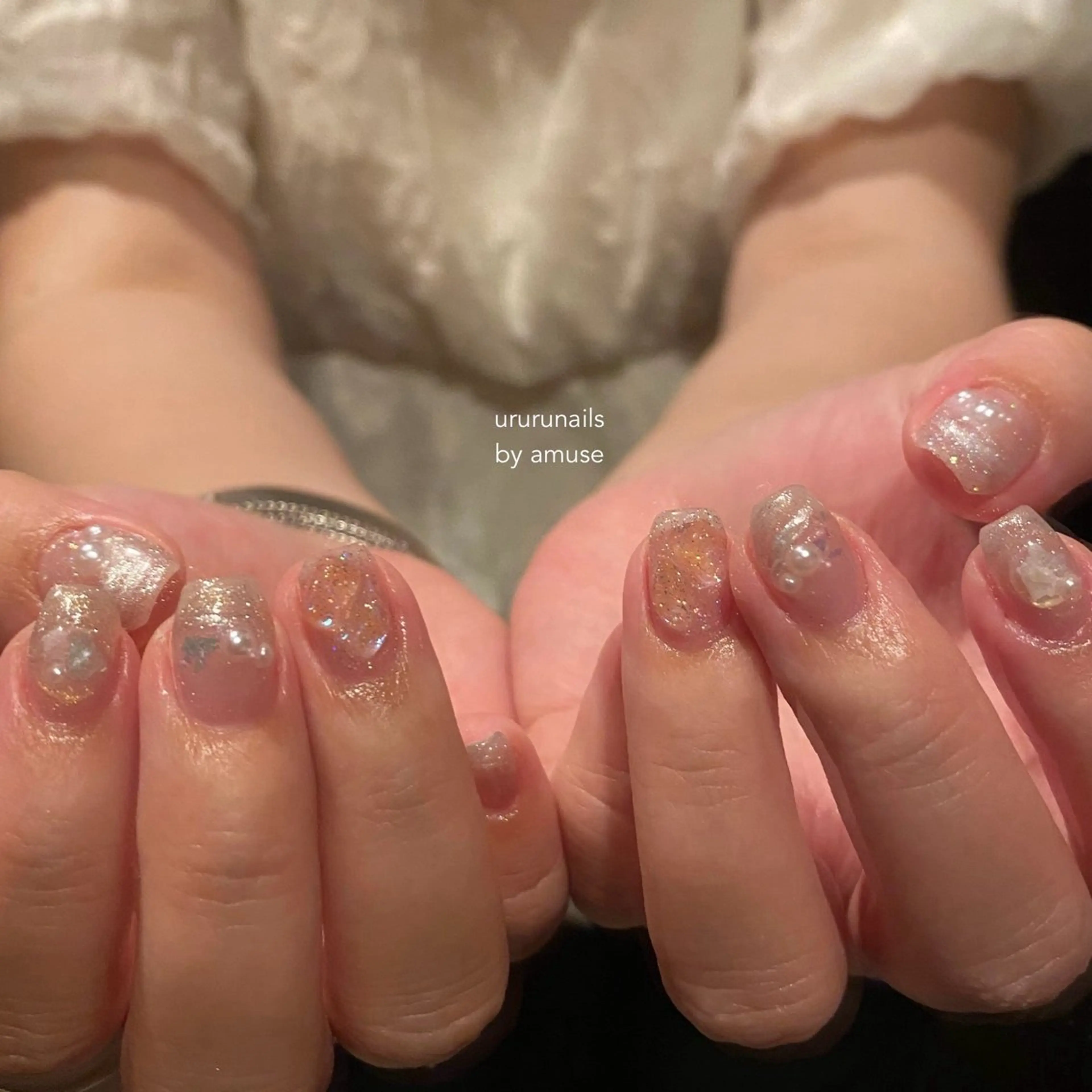 ネイル ガーリー 氷ネイル・うるうるネイル キラキラネイル ニュアンスネイル シンプルネイル amuse ニュアンス/個性派のネイルデザイン