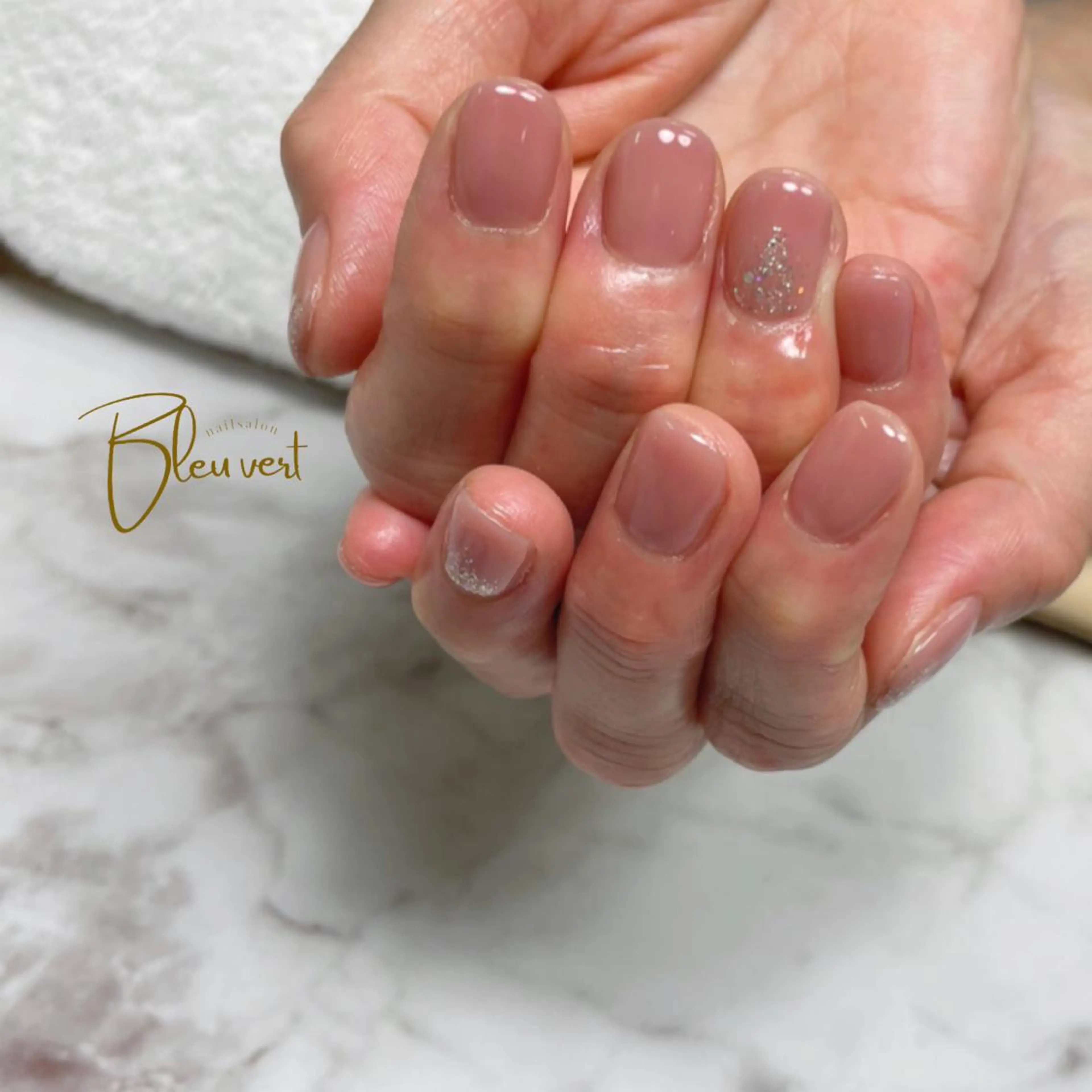 ネイル ラメ(グリッター) ワンカラーネイル 北川 愛実のネイルデザイン