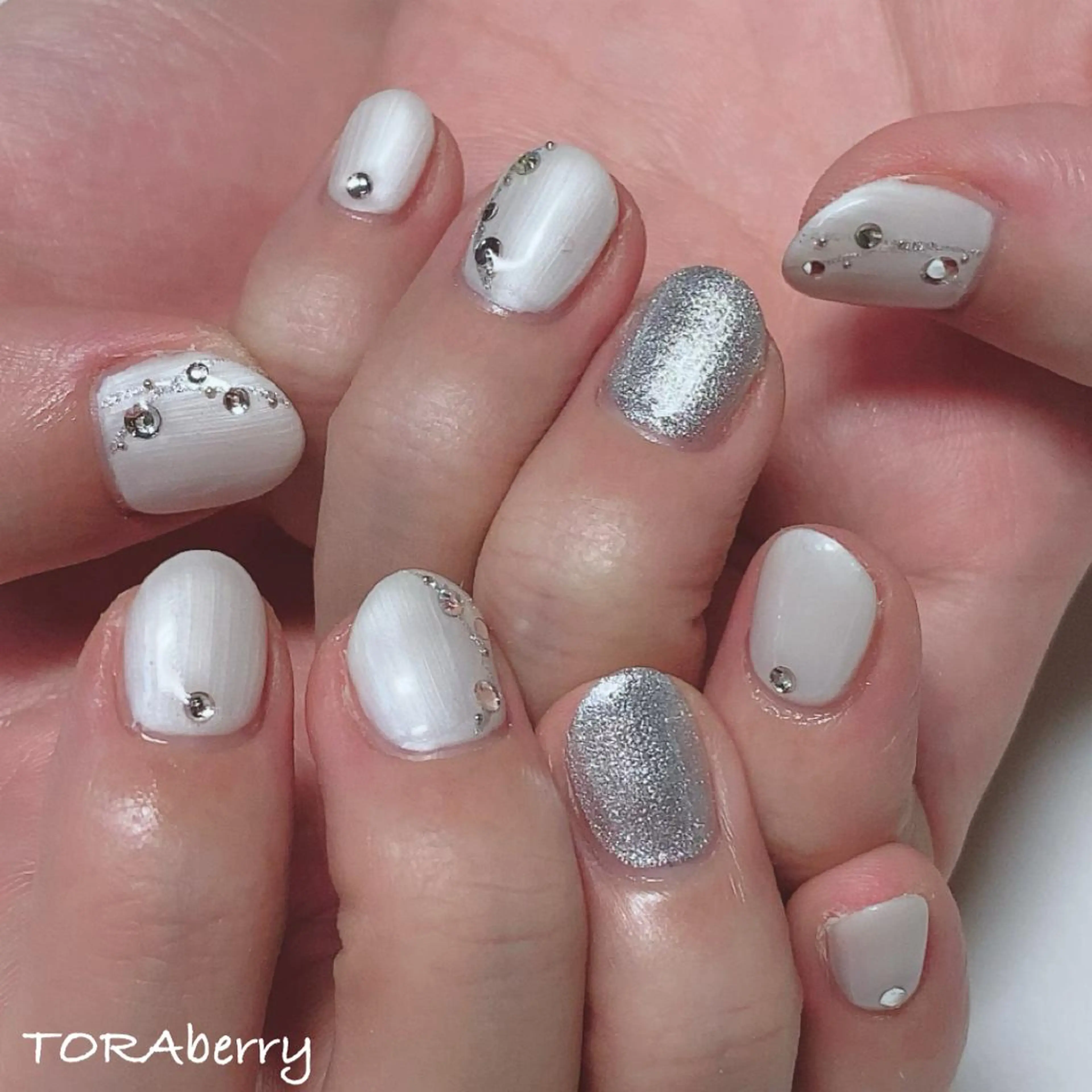 ネイル ネイリスト なつみのネイルデザイン