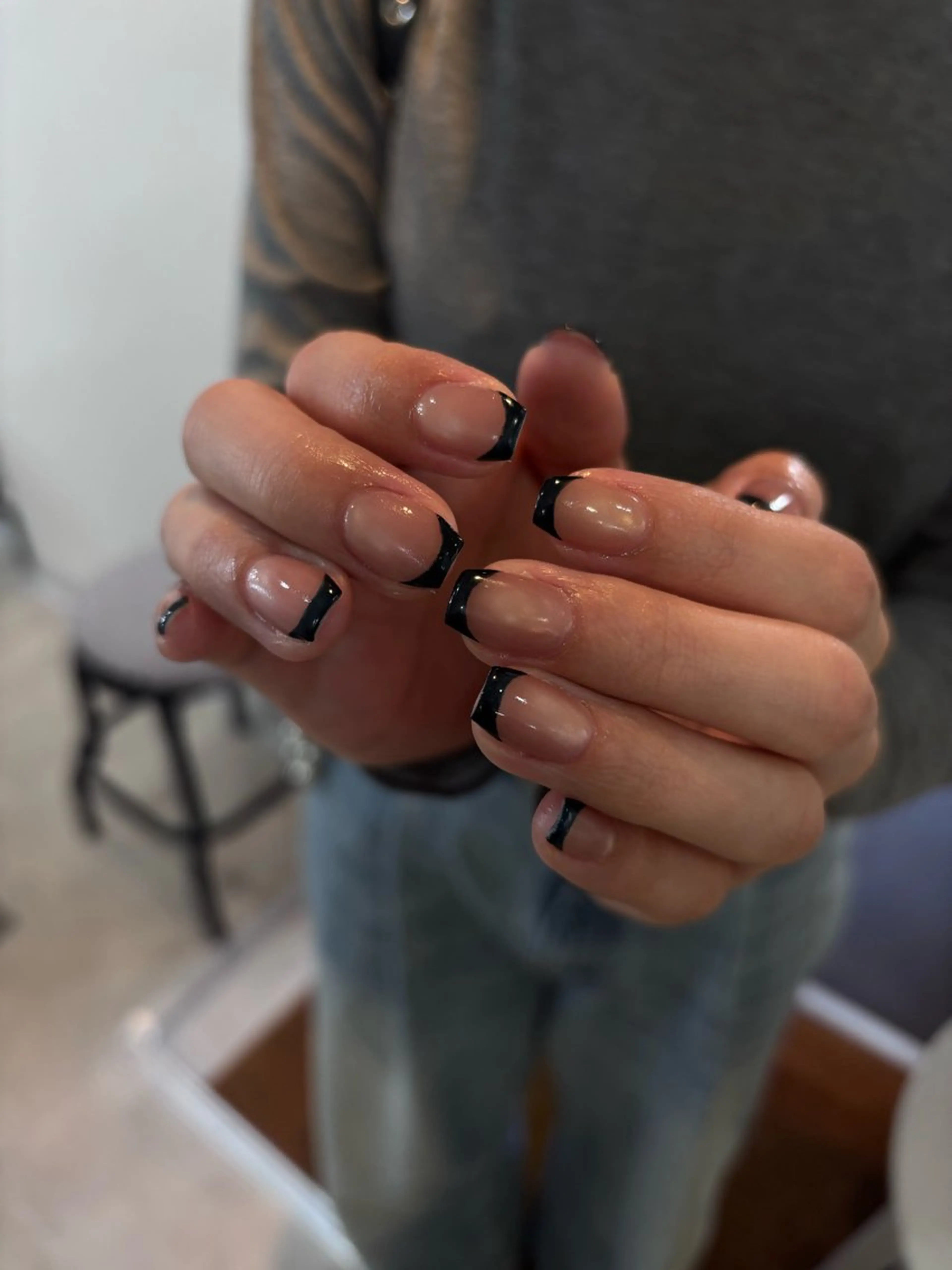 ネイル フレンチネイル ネイビー ハンドネイル free'snail N A Oのネイルデザイン