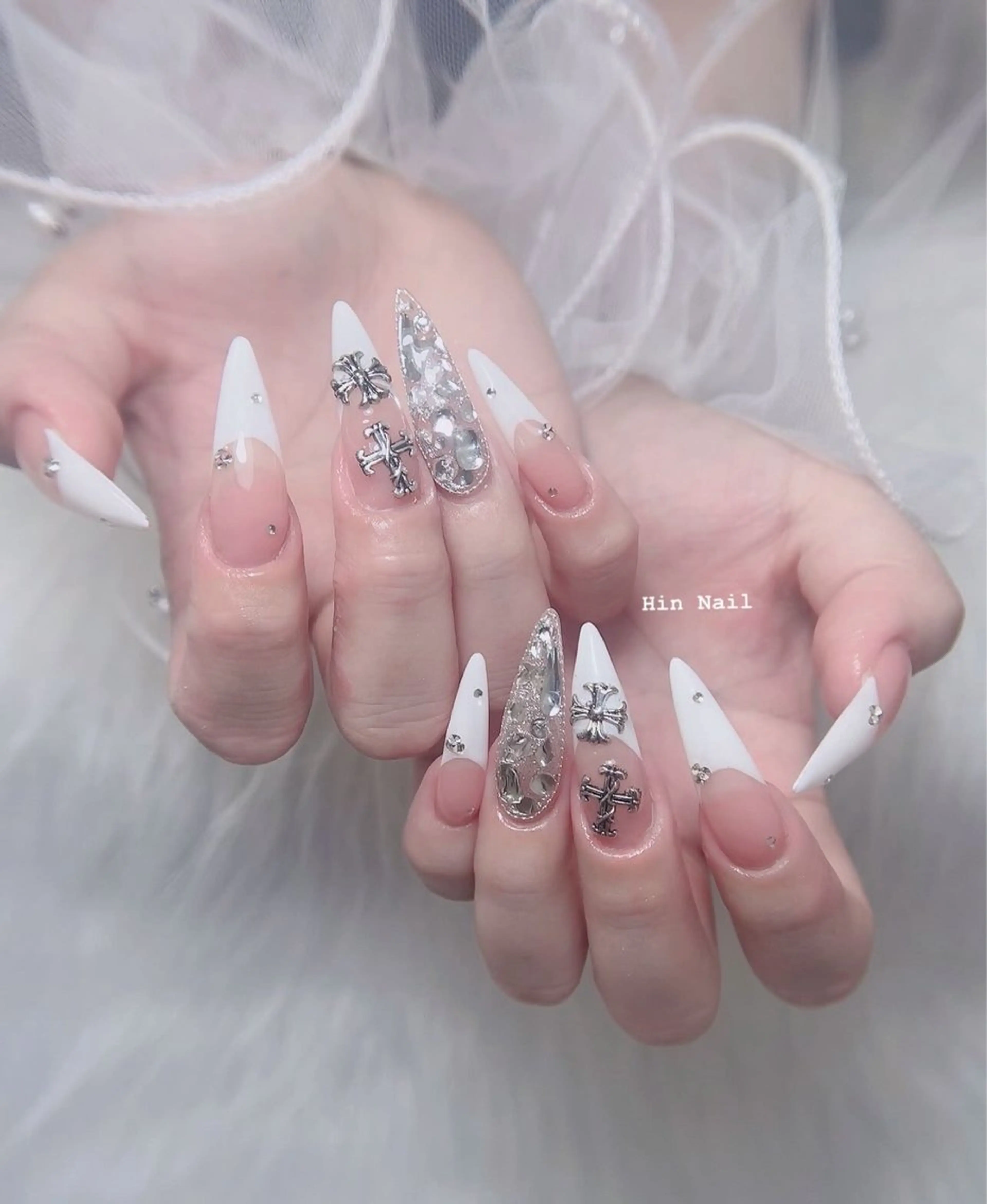 ネイル HIN NAILのネイルデザイン