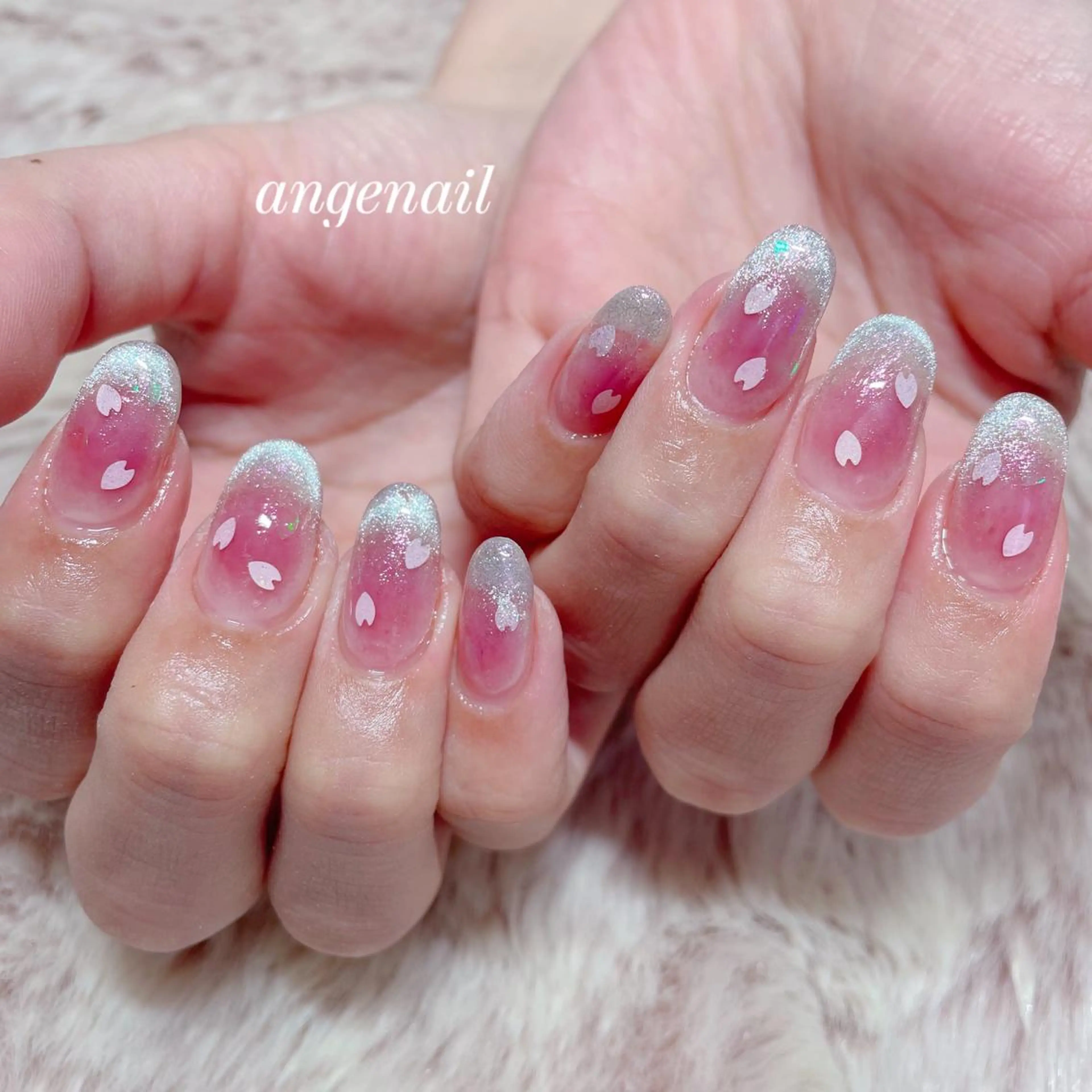 ネイル ハンドネイル オーナーネイリスト MAKIのネイルデザイン