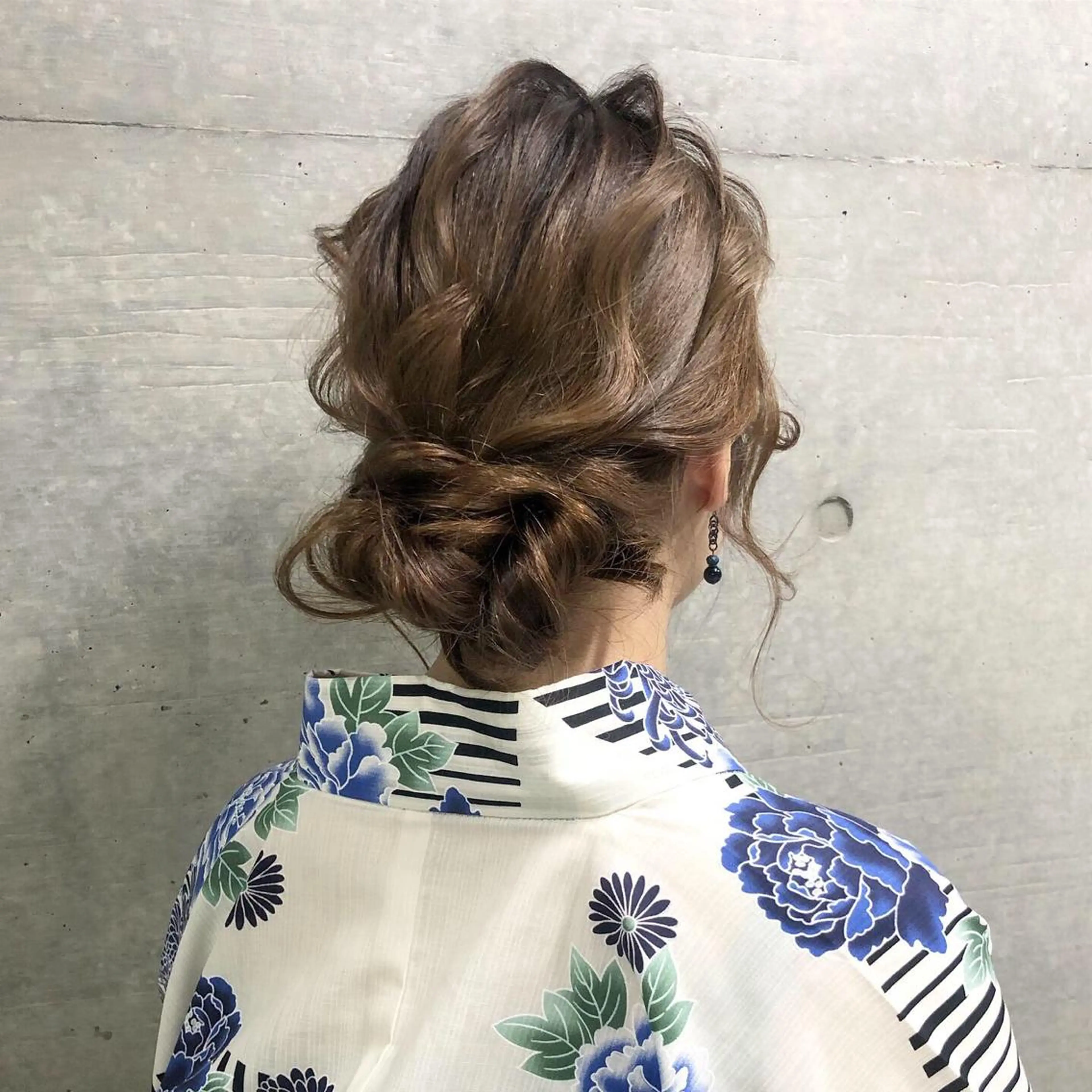 ミディアム ヘアアレンジ ヘアセット GrandStory SHIBUYA所属・卒業式お呼ばれ🕊️ ヘアセット✴︎ミキのヘアスタイル