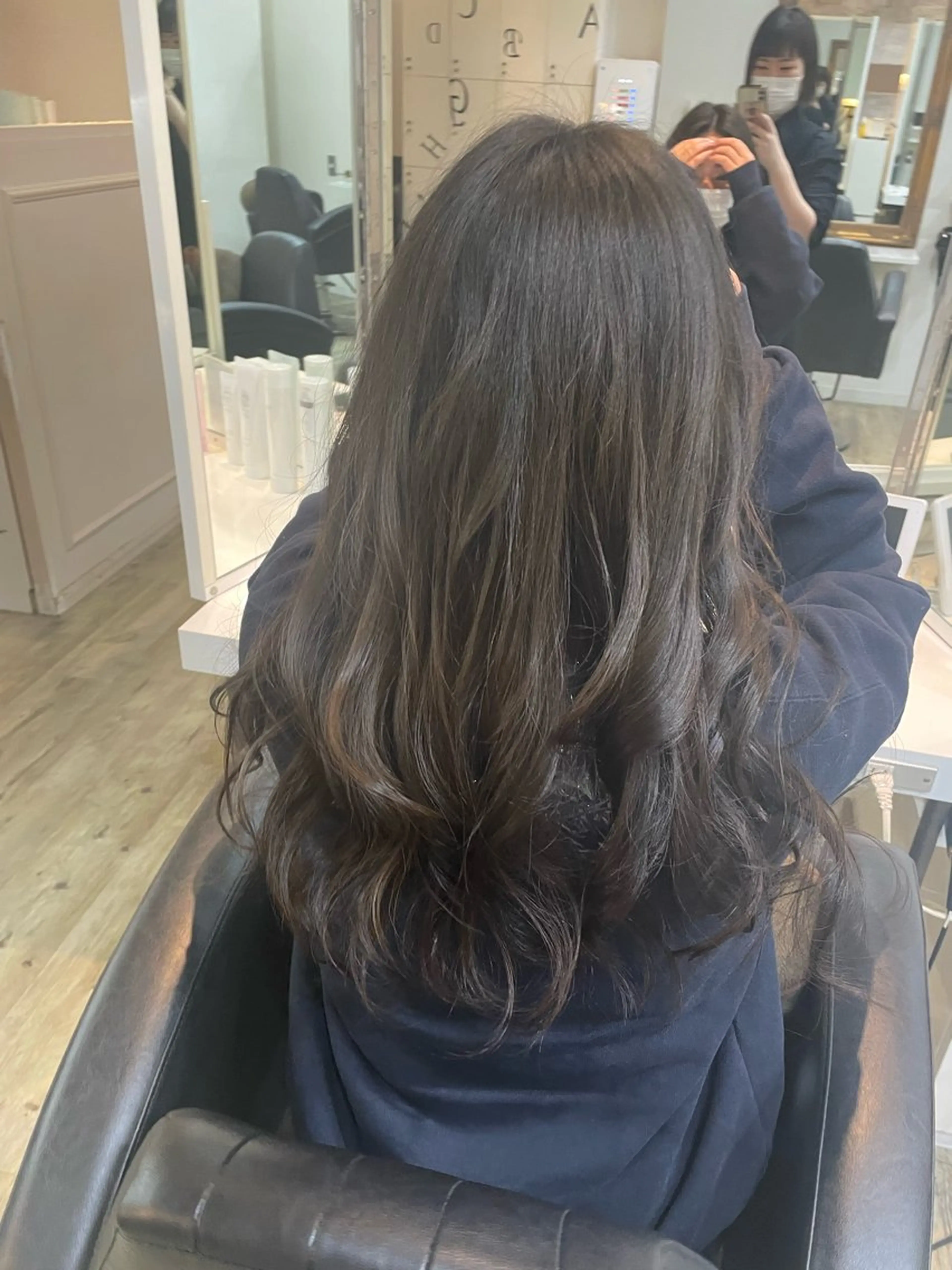 ロング カラー オリーブベージュ/シ ョートボブたまき🧡のヘアスタイル