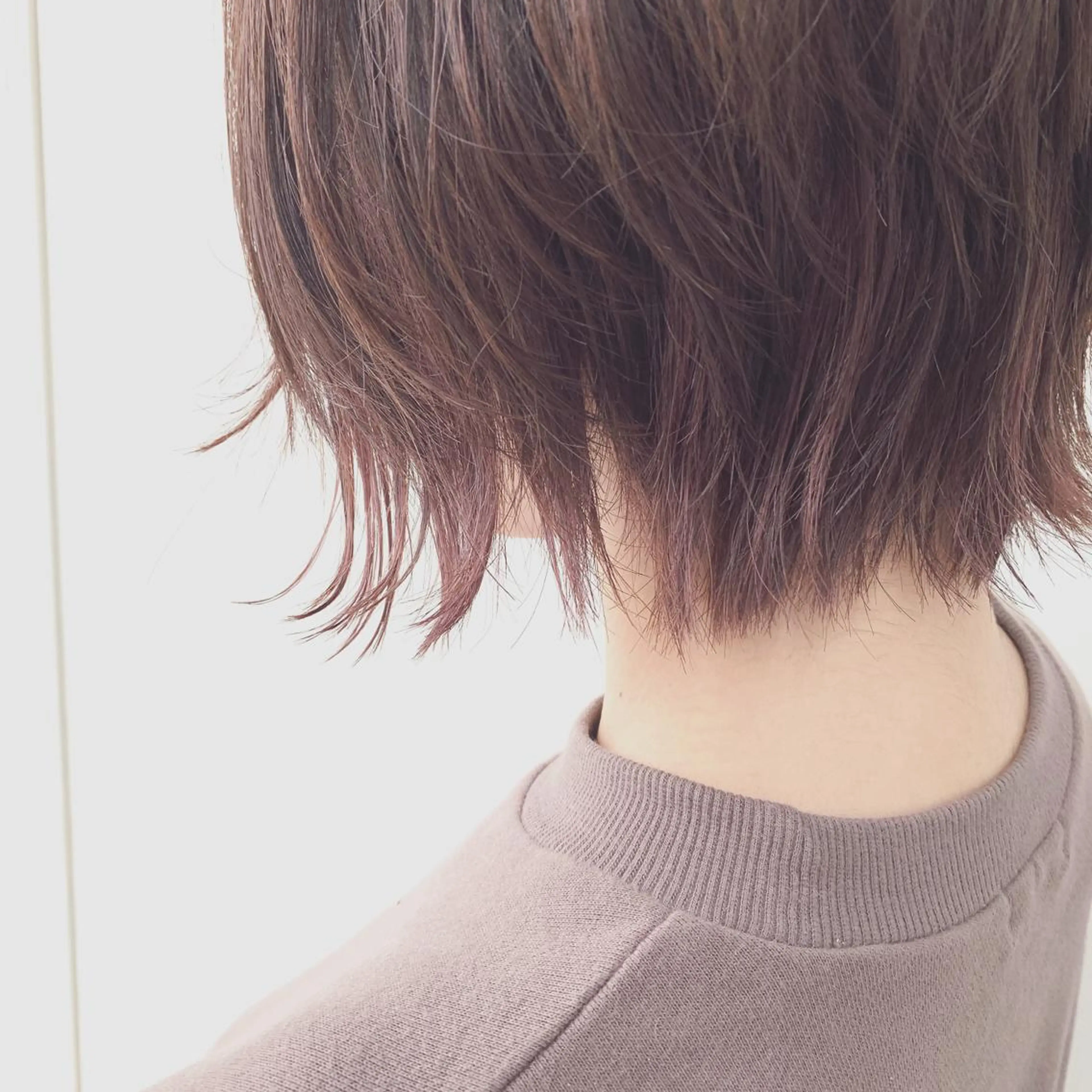 ショート カラー パーマ ヘアアレンジ メンズ メンズウルフカット グレージュ バイオレットカラー バイオレットグレージュ ショートヘア Zina福岡天神🪞 髪質改善🪞レイヤーのヘアスタイル