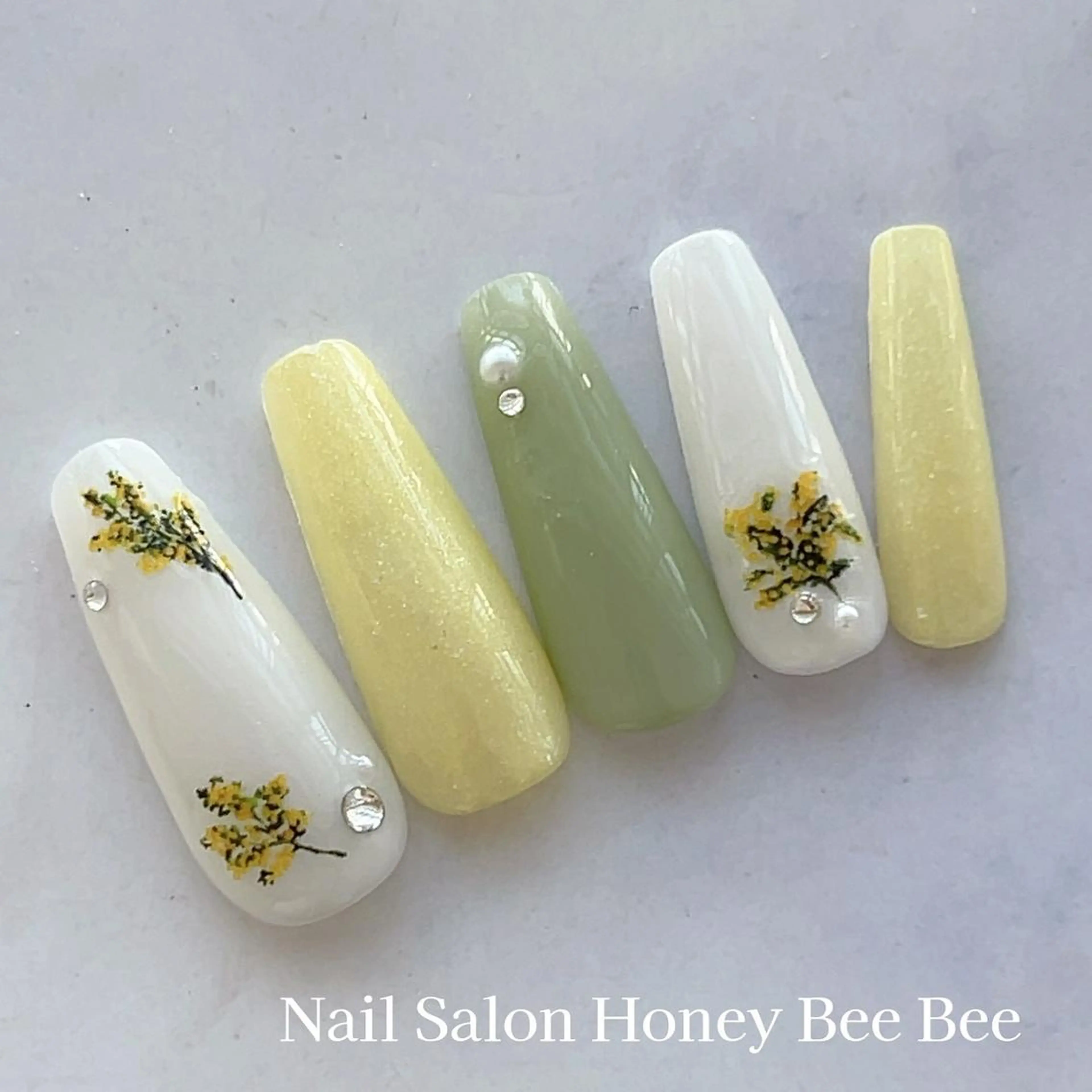 ネイル Nail salon Honey Beeのネイルデザイン
