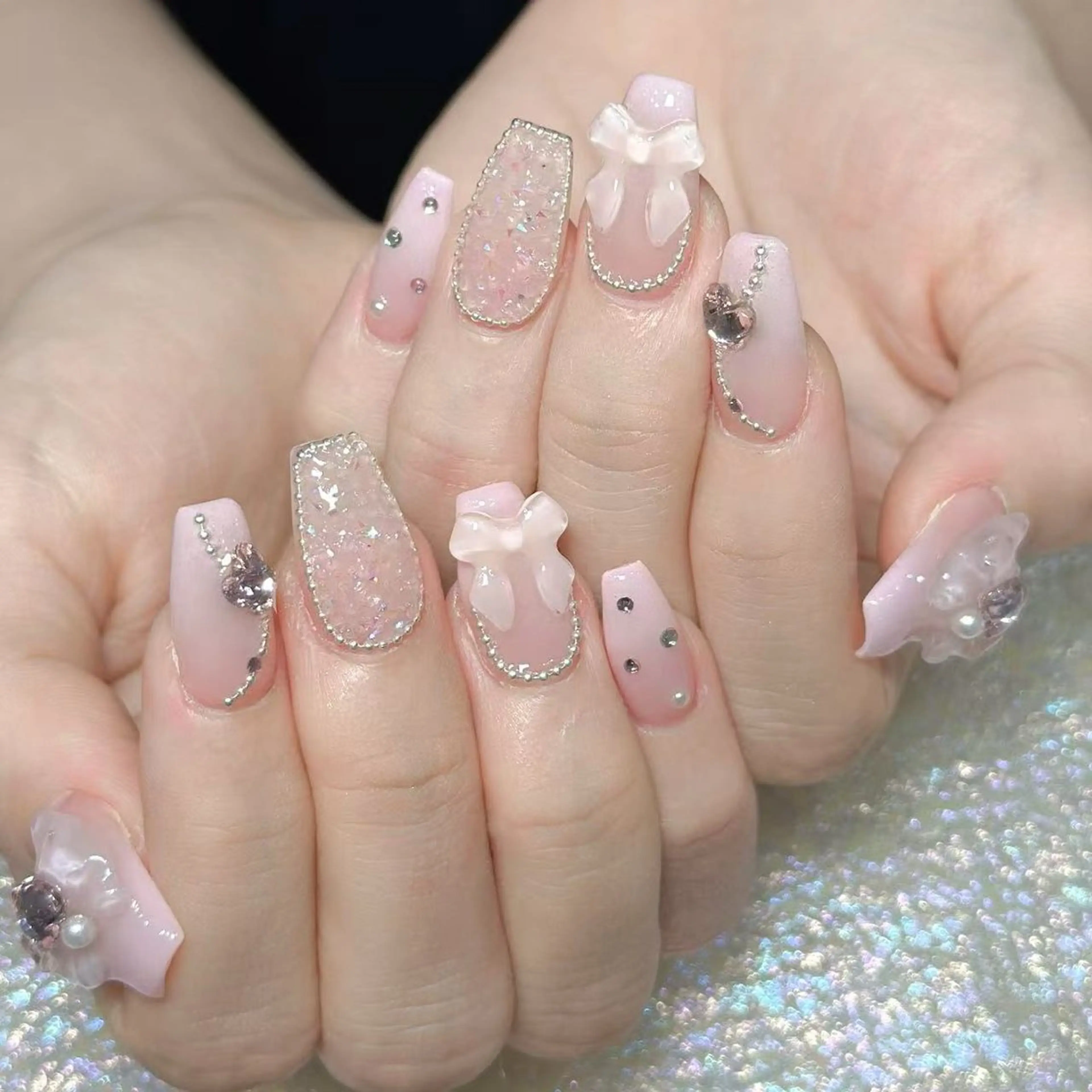 ネイル ハンドネイル Queens マオのネイルデザイン