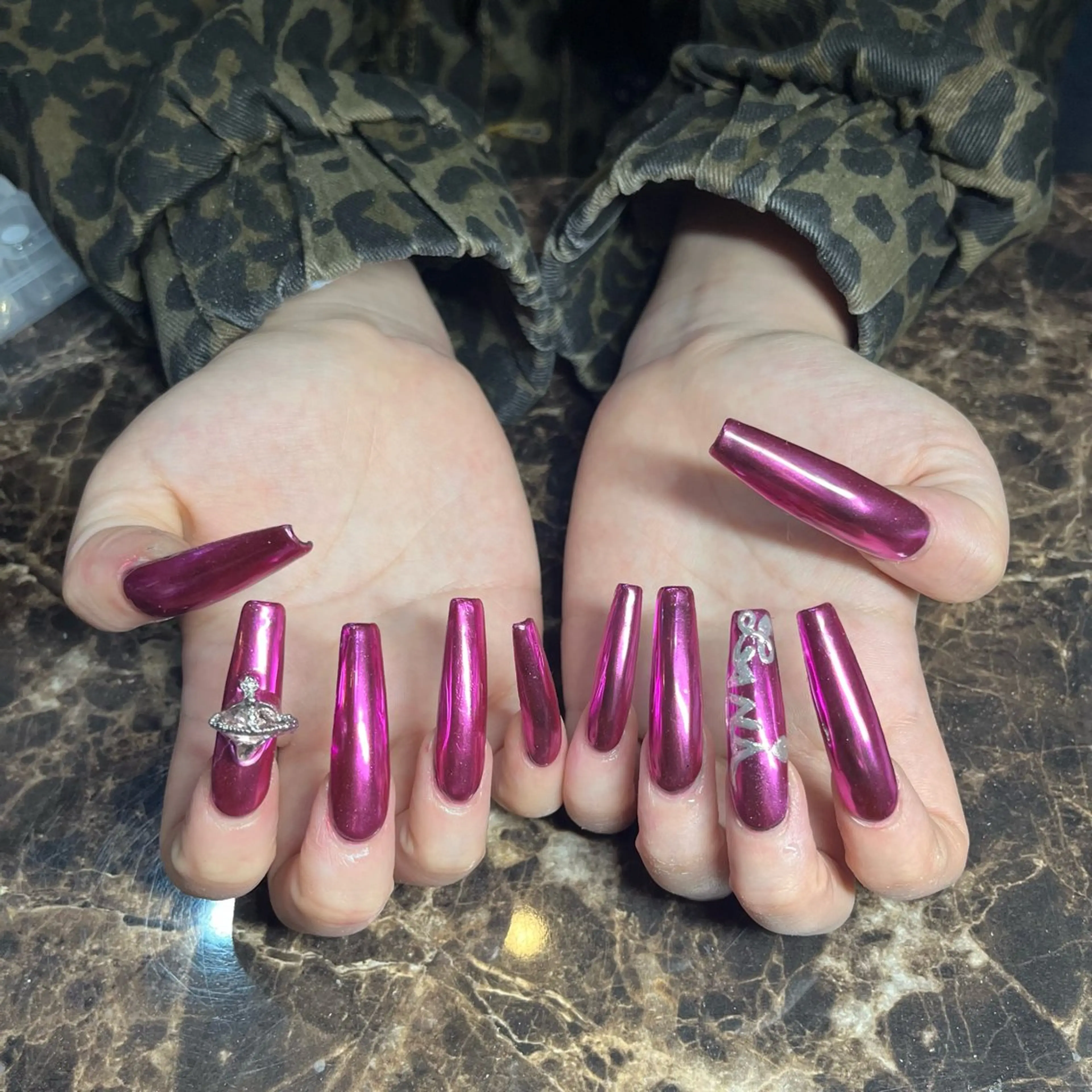 ネイル ハンドネイル IROHA nail Ami🐊🎀のネイルデザイン