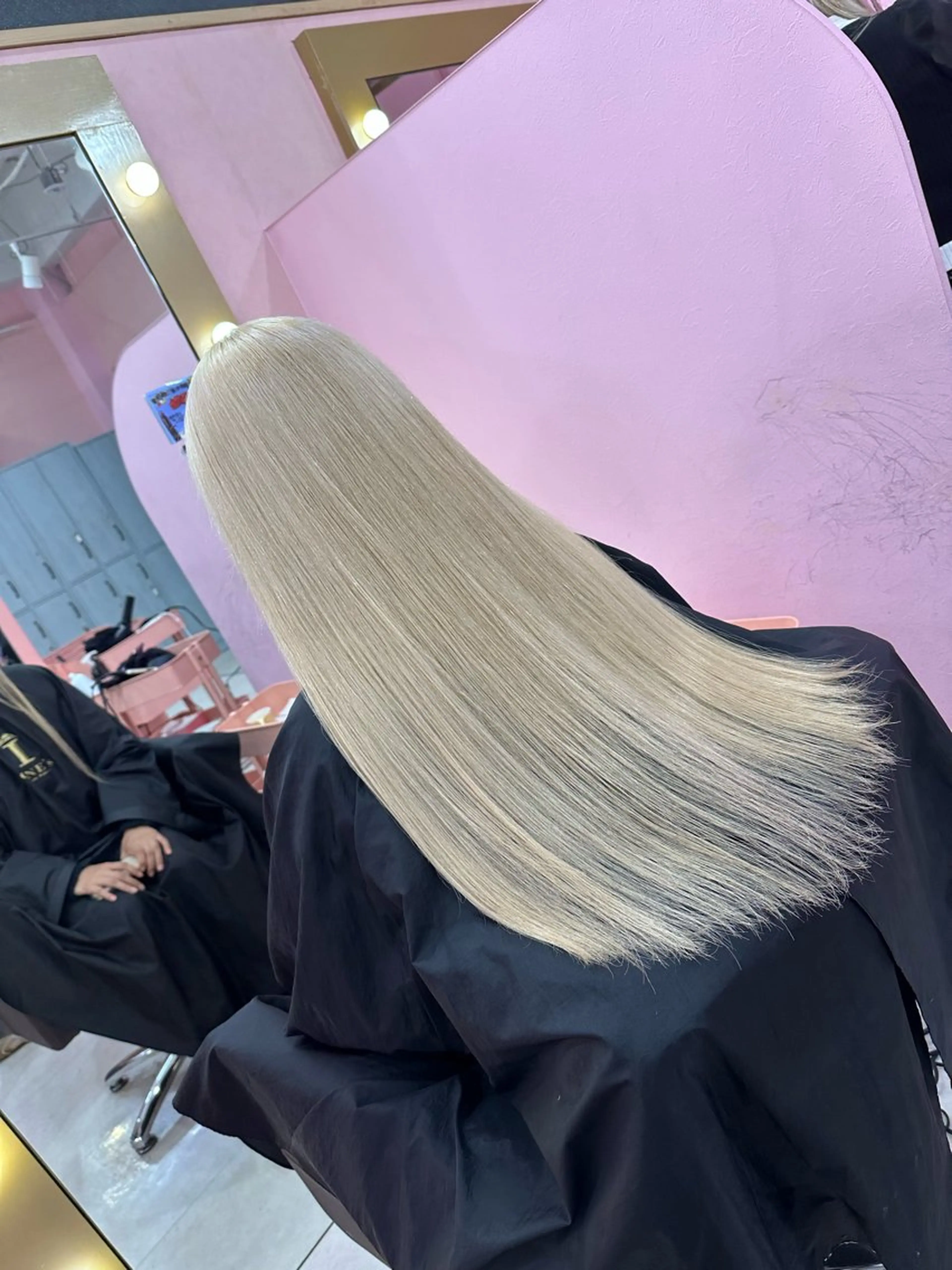 ロング カラー ✨色落ちまで可愛い✨ MANATO🎨🌈のヘアスタイル