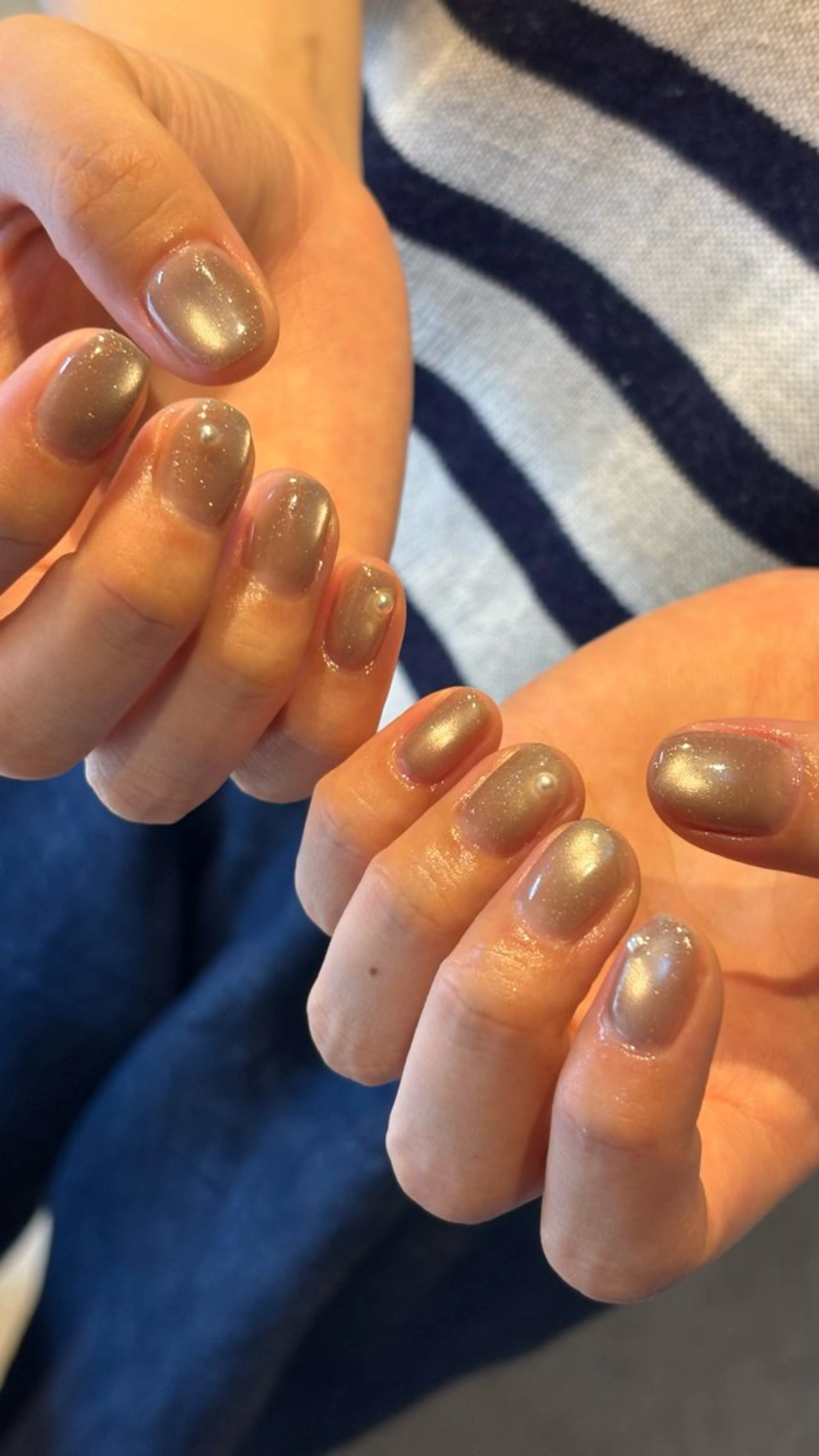 ネイル マグネットネイル マグネットワンカラー ワンカラーネイル シンプルネイル Umi Nail /Akariのネイルデザイン