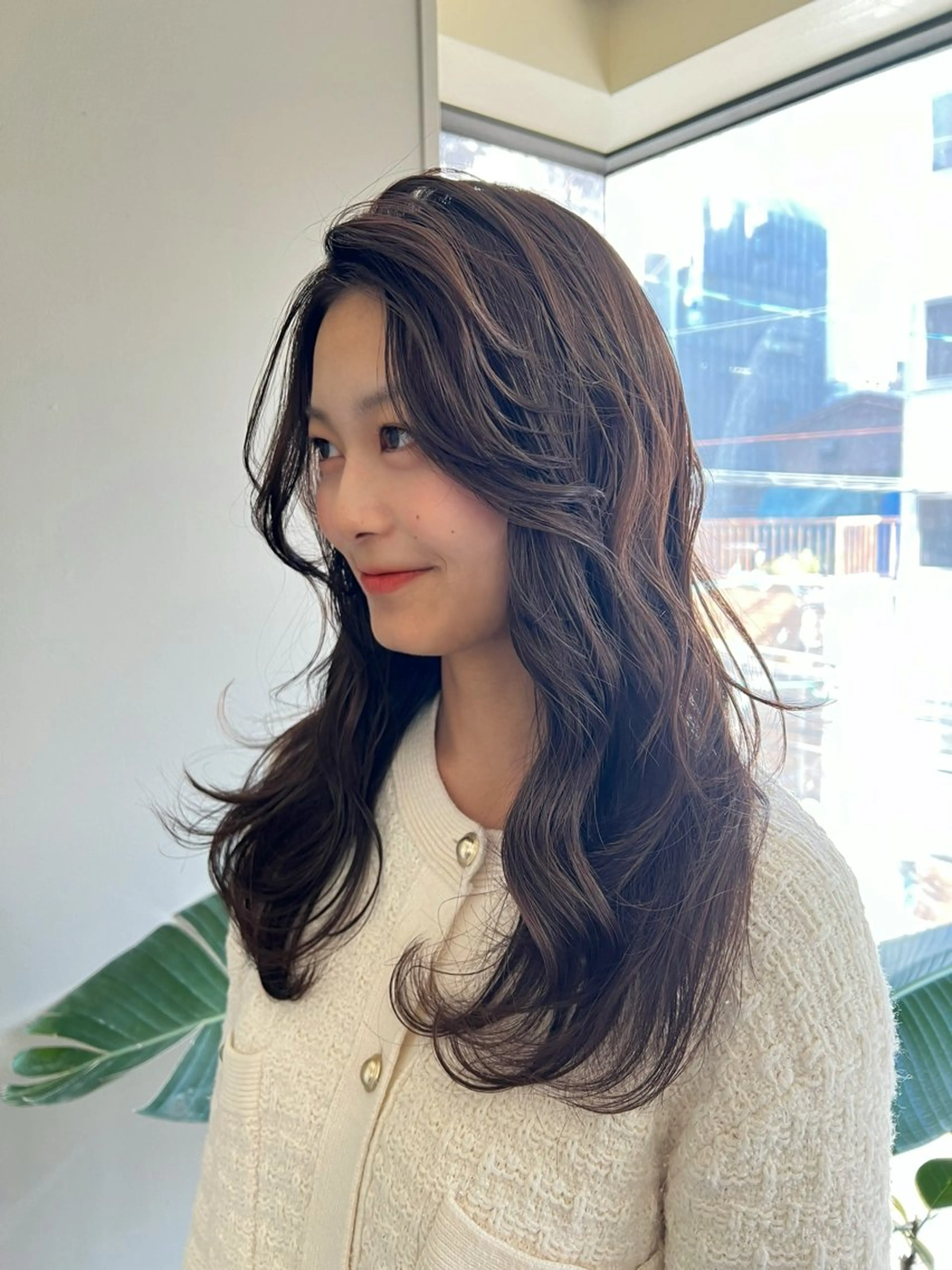 ロング レイヤーカット カット ヘアカラー トリートメント 韓国ヘア/ 髪質改善特化谷名勇輝のヘアスタイル