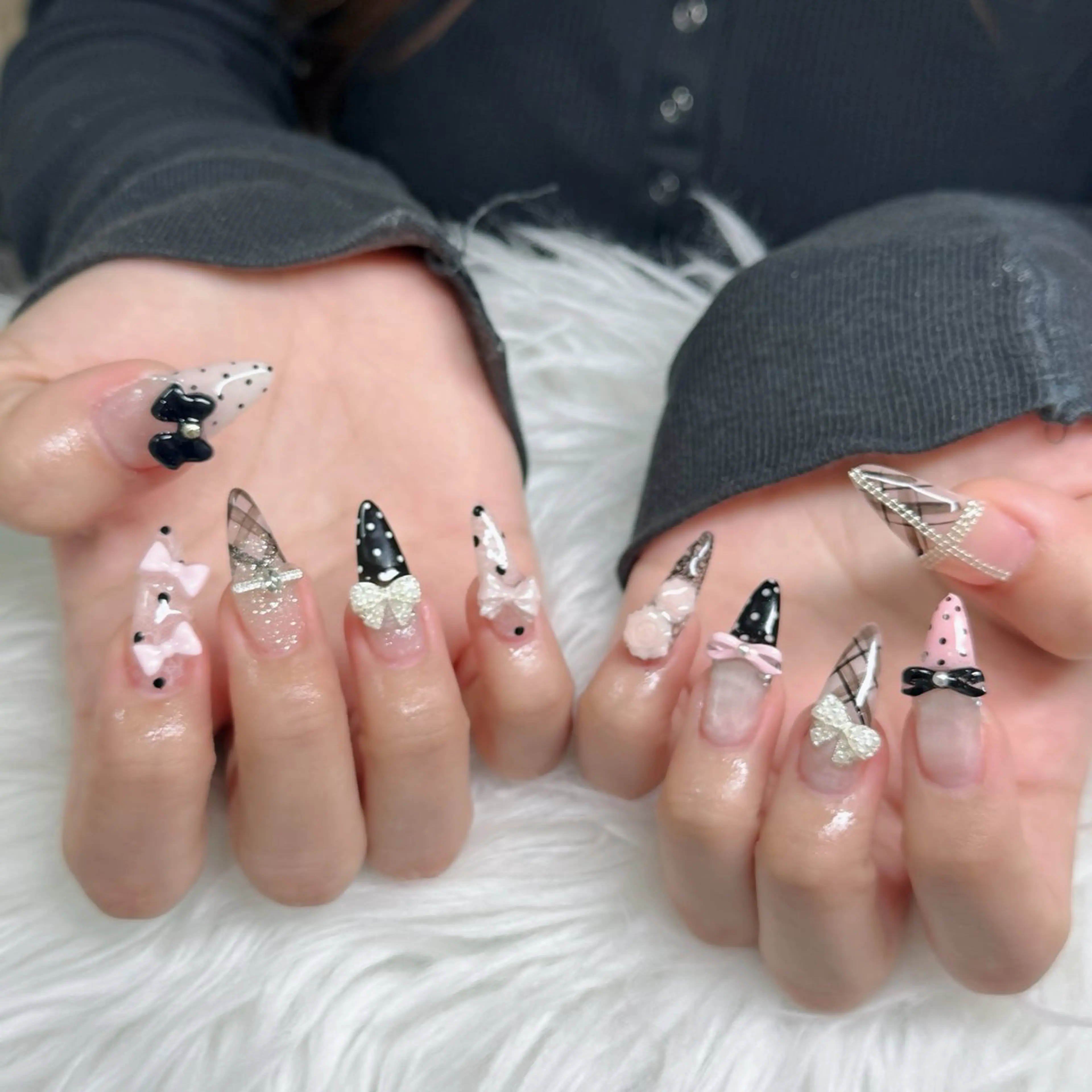 ネイル べっ甲ネイル チークネイル フラッシュネイル フラワーネイル フットネイル ハンドネイル Hani Nail Salonのネイルデザイン