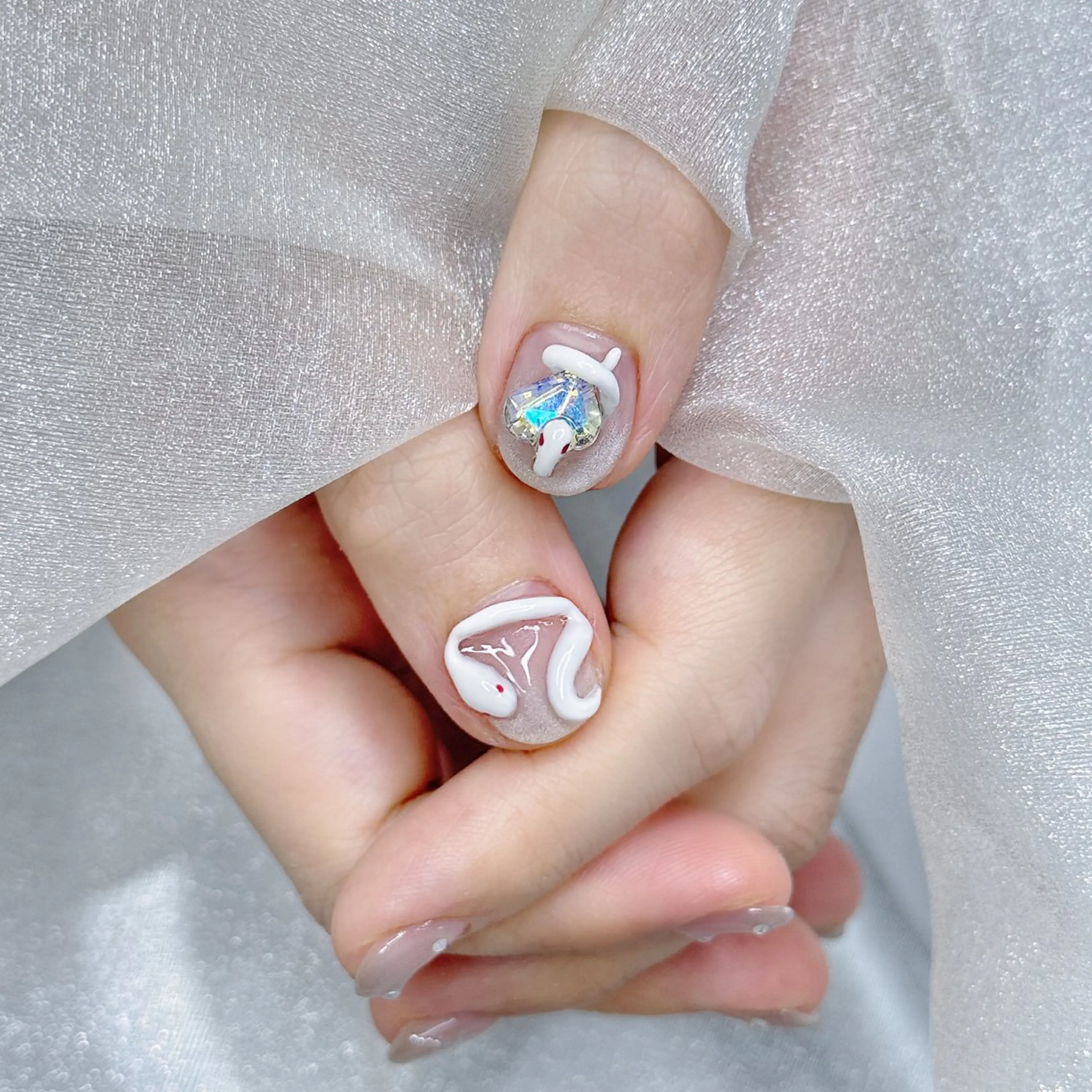 ネイル ハンドネイル Nail salon Lycoris キキのネイルデザイン