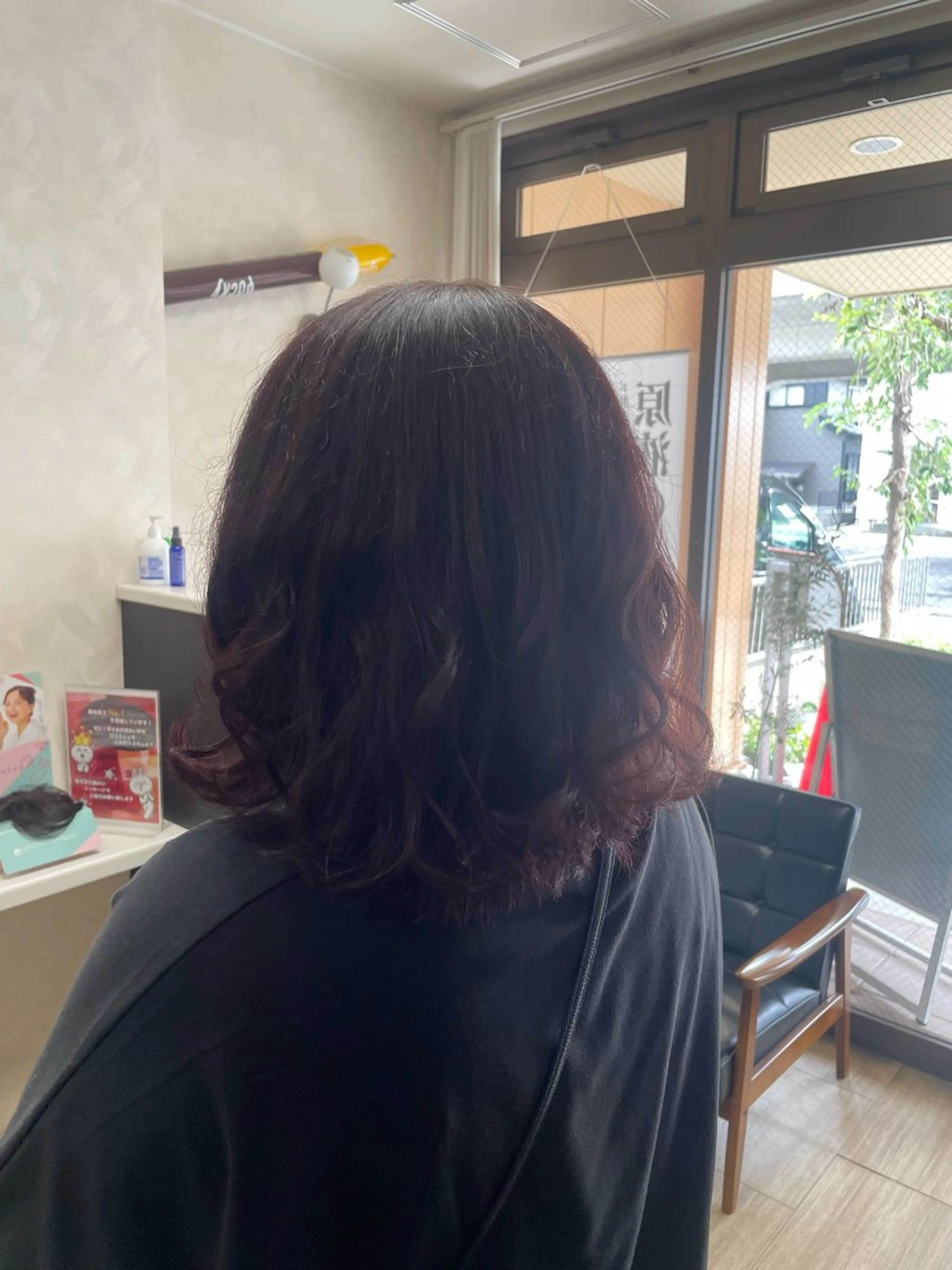 ミディアム カラー バイオレットカラー ヘアカラー 徳留 もも花のヘアスタイル