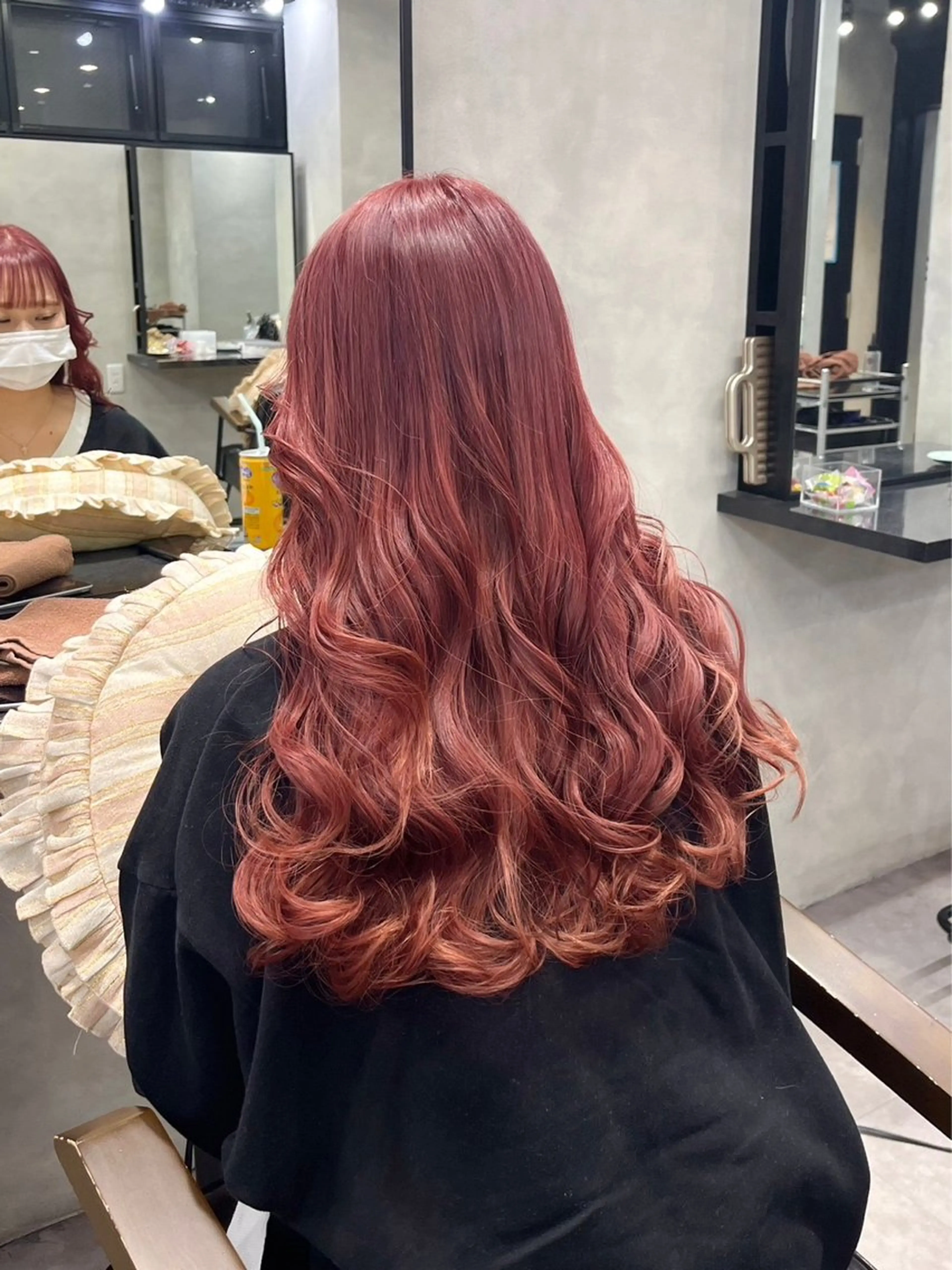 セミロング 濱川響太レディース カットモデルのヘアスタイル