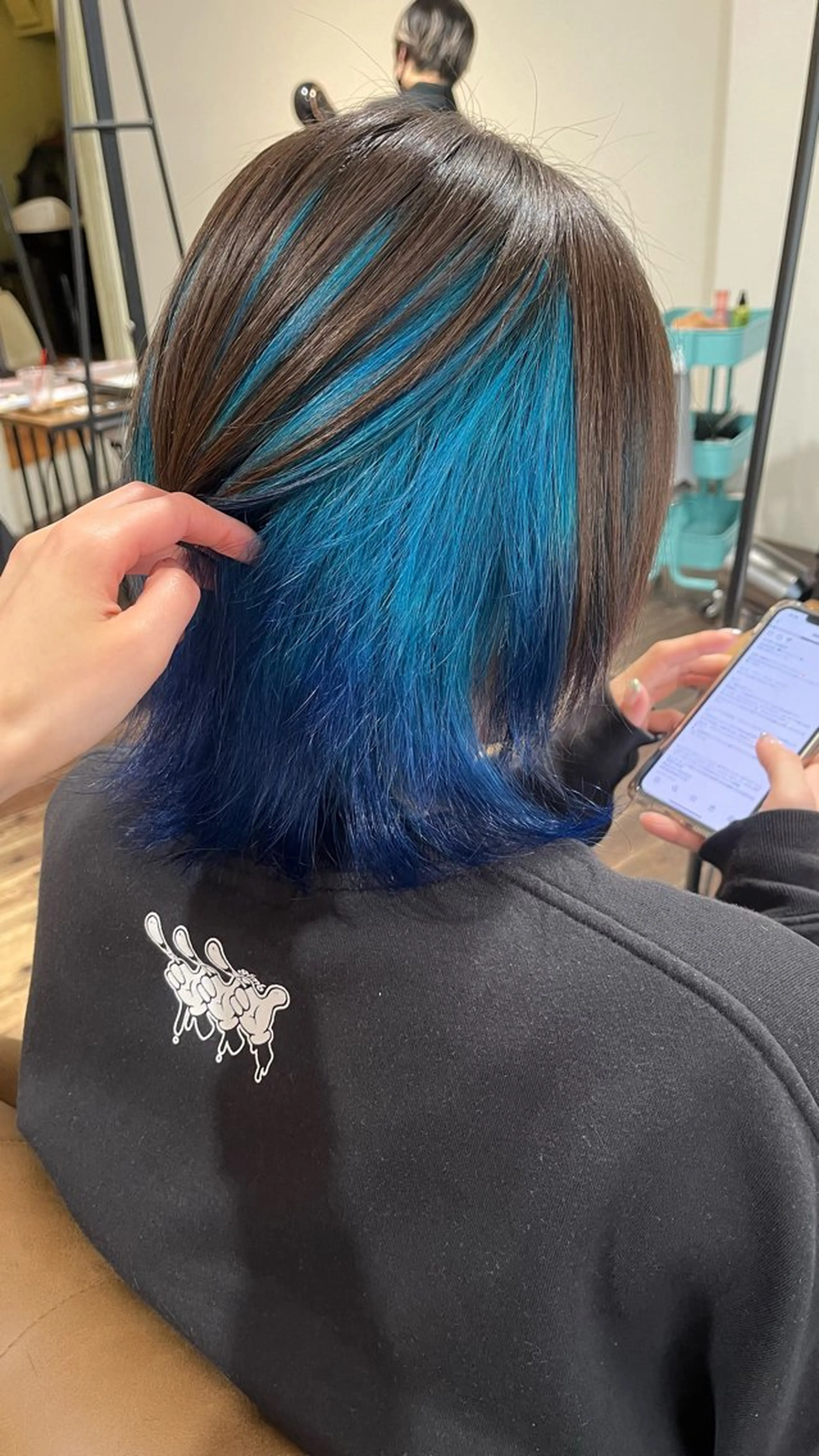 ミディアム カラー グラデーションカラー インナーカラー パ ルのヘアスタイル