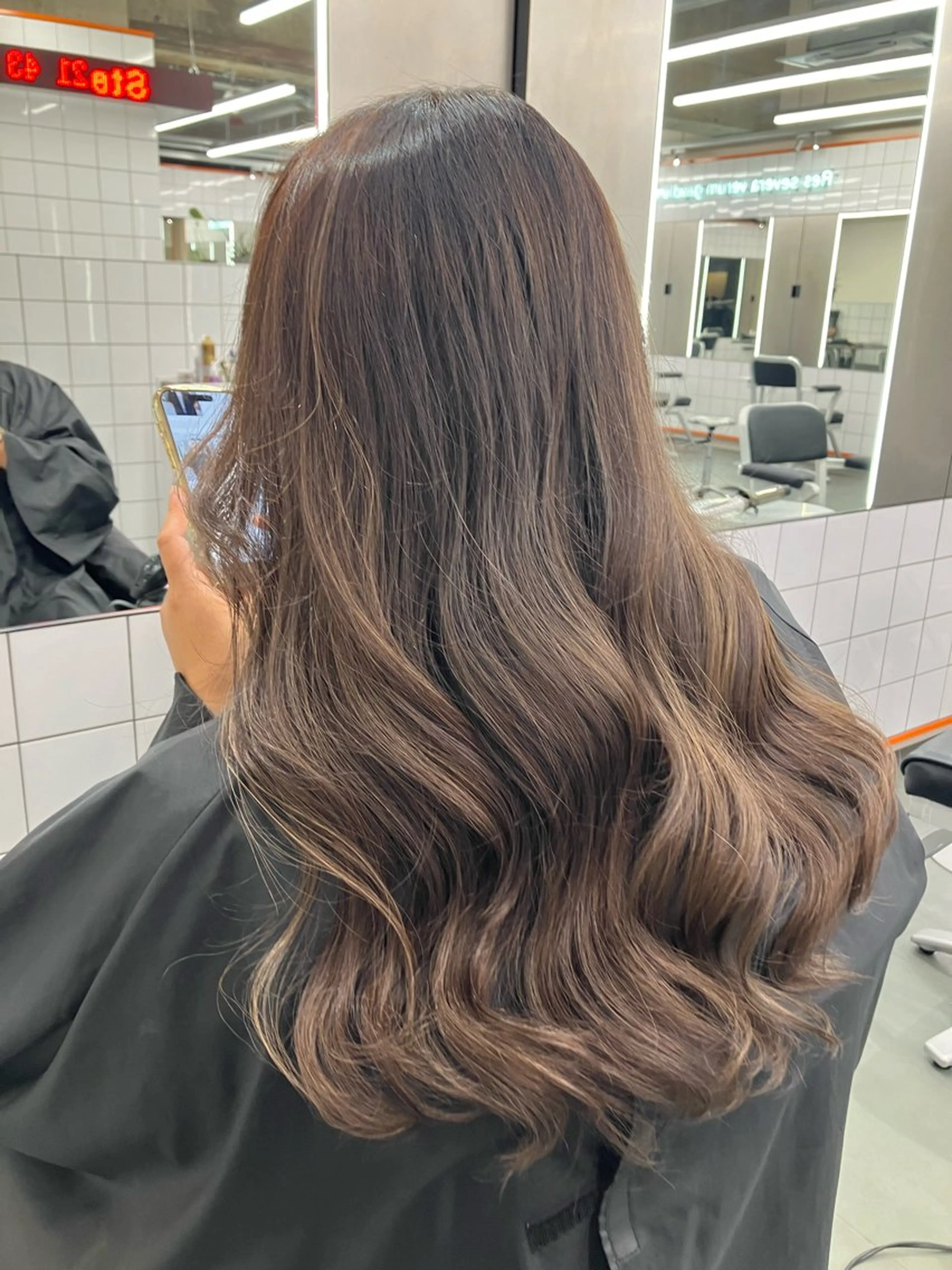 ロング 河合 郁生のヘアスタイル
