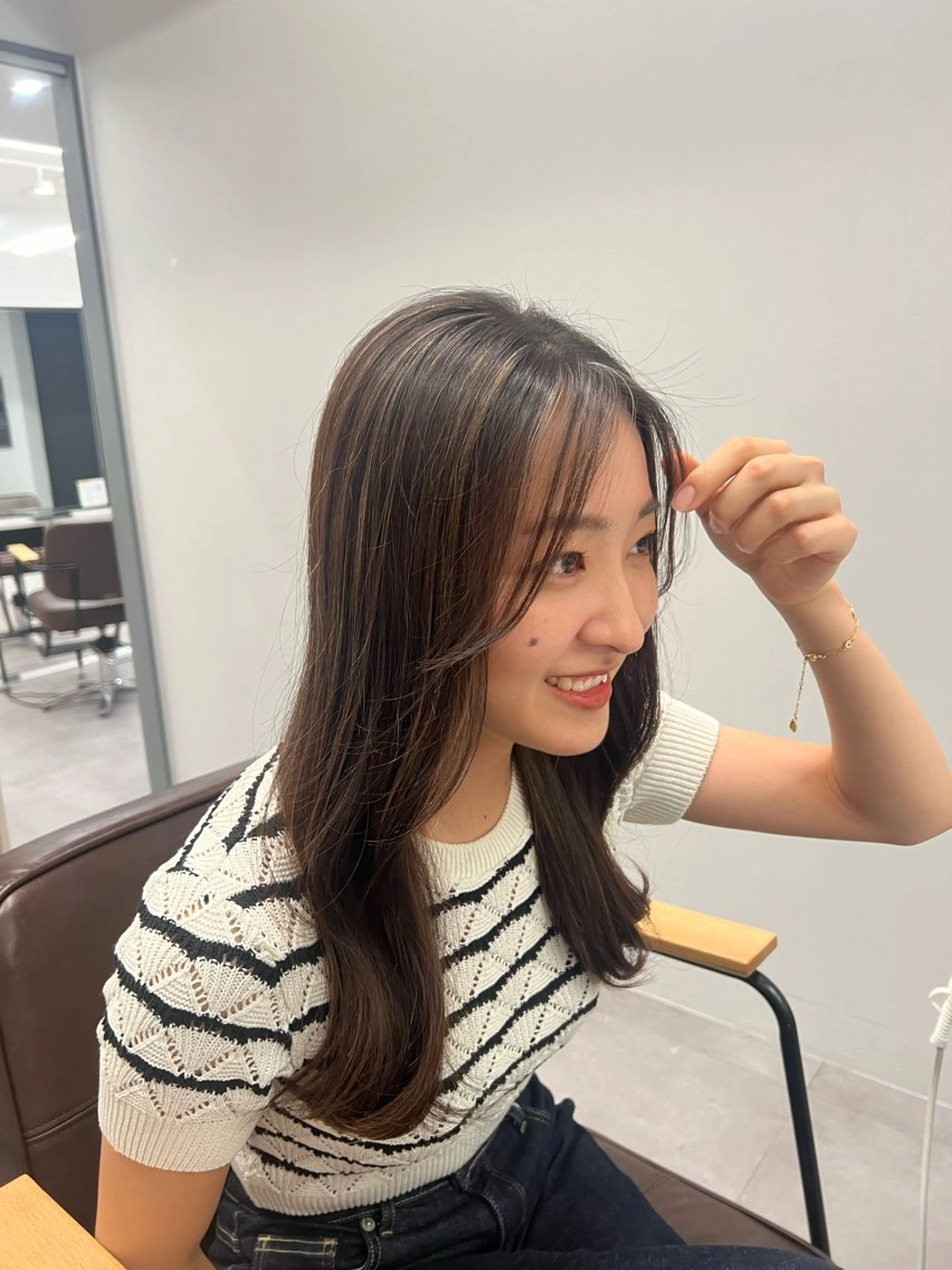 カラー 宇田川 結菜のヘアスタイル