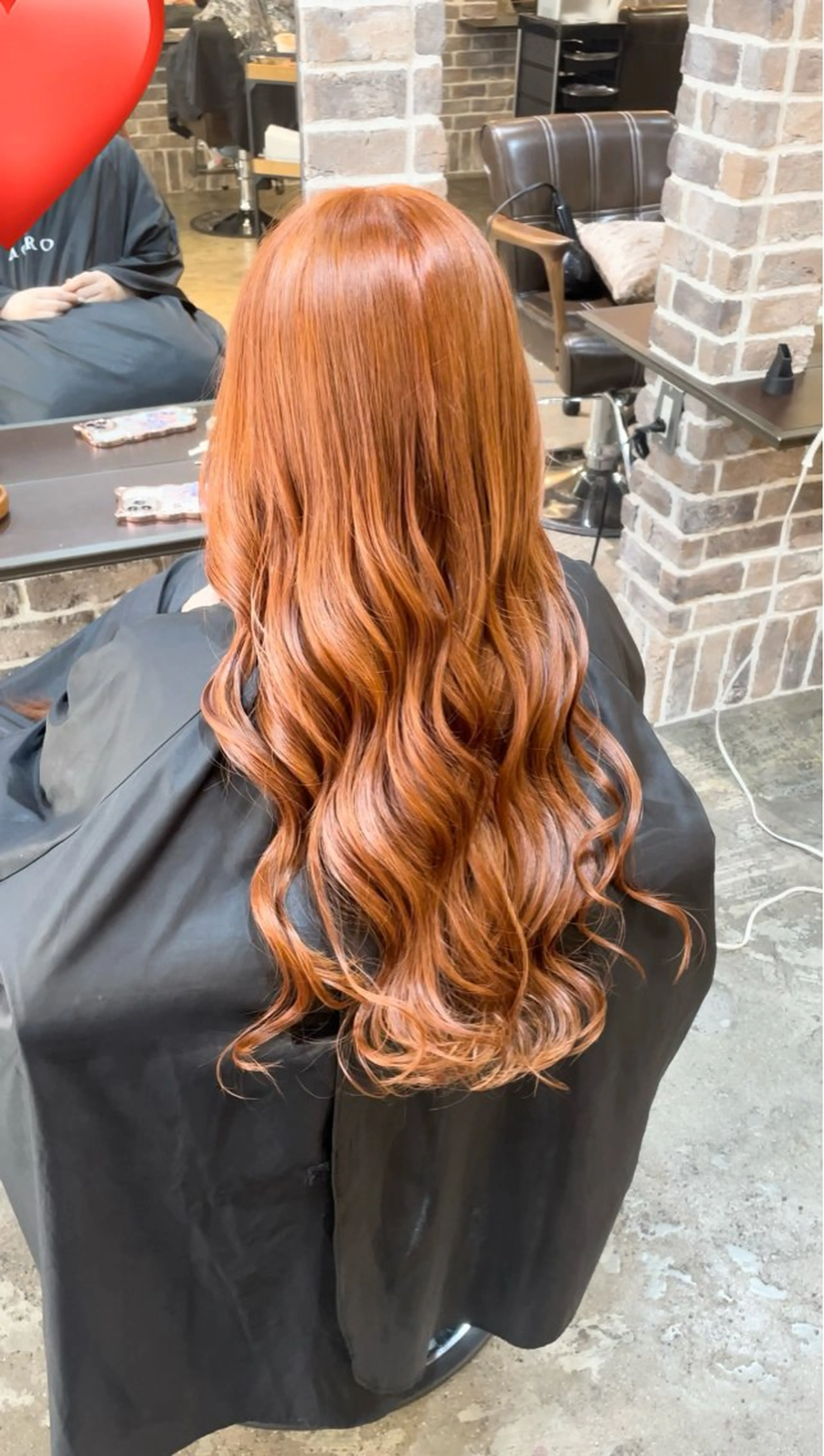 ロング カラー ブリーチ ブラウンカラー オレンジ オレンジブラウン カット ヘアカラー トリートメント ACROあべの店所属・艶カラー/インナー /グラデ/大西小百合のヘアスタイル