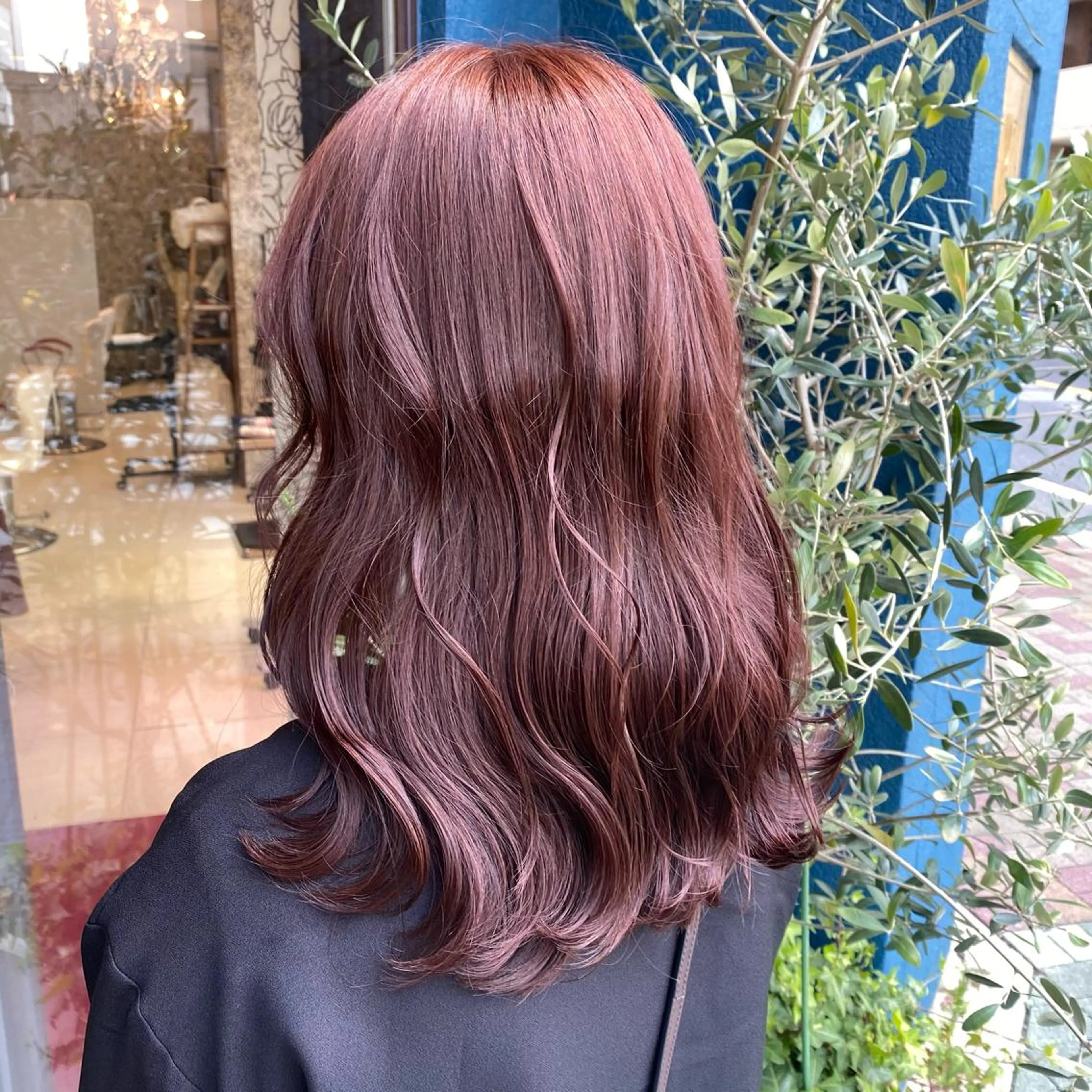 ミディアム カット ヘアカラー トリートメント MAKI🦋 GRANDE Lyのヘアスタイル