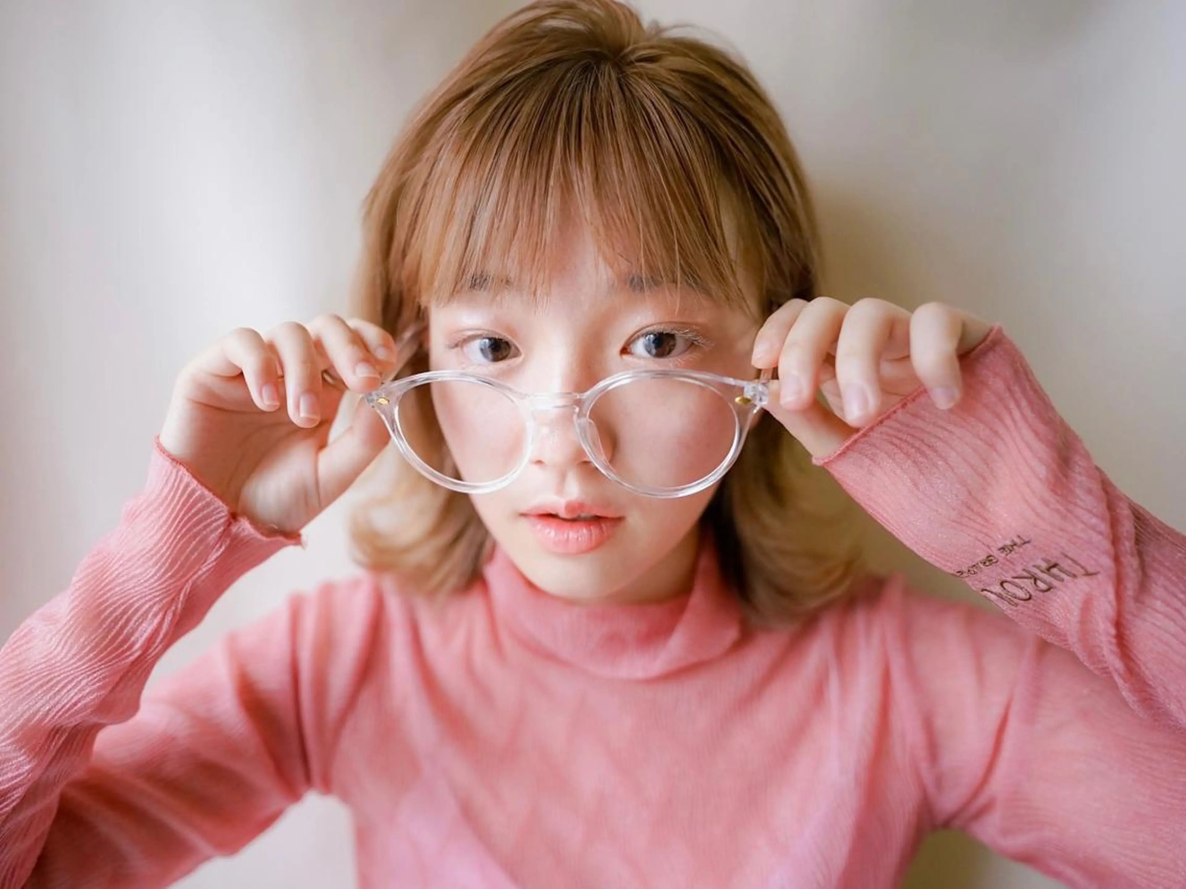 セミロング カラー パーマ ヘアアレンジ アディクシーカラー アッシュ バレイヤージュ ベージュカラー ブリーチ newi grande 横浜店のヘアスタイル