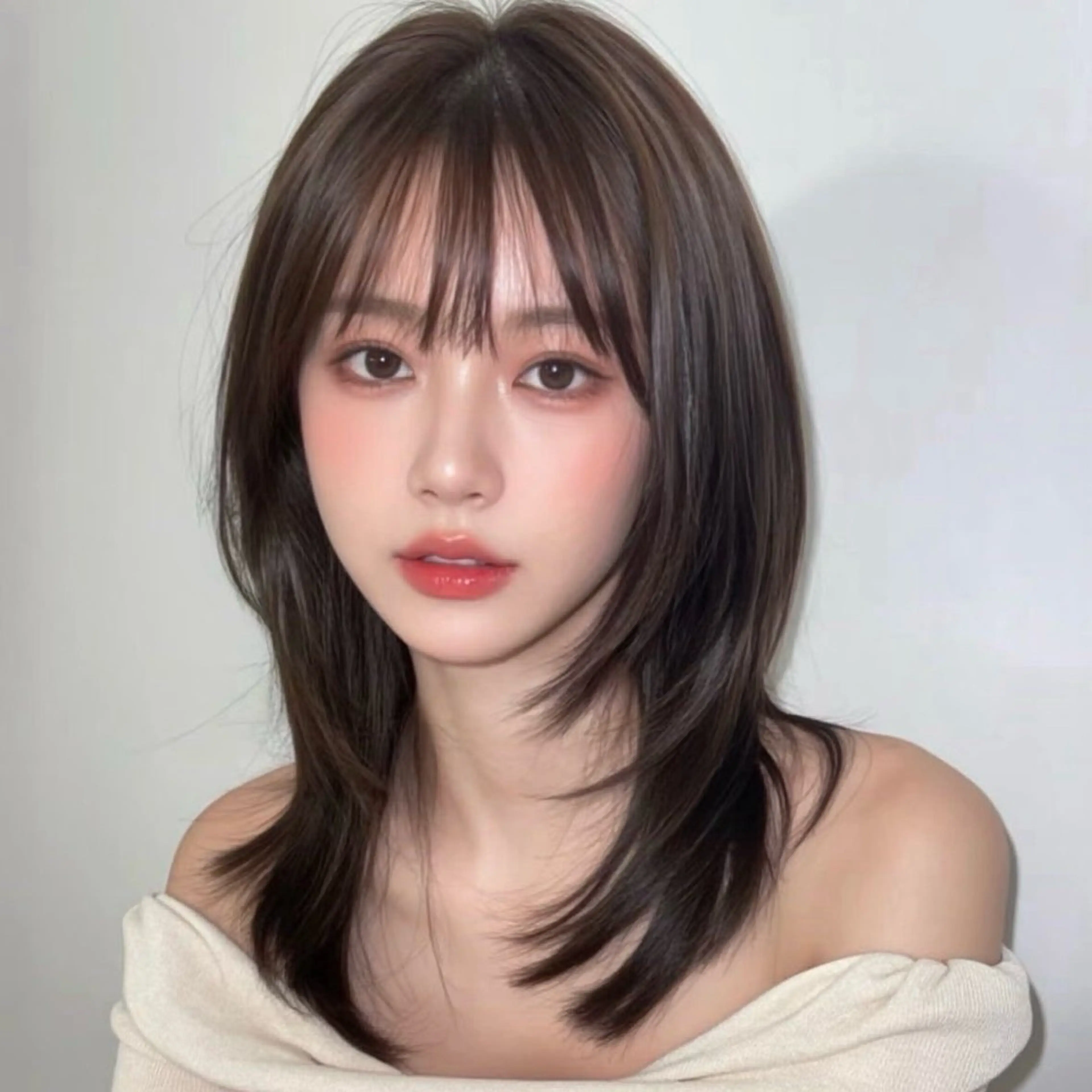 ミディアム カラー グレージュ オリーブグレージュ オリーブグレー ハイレイヤー レイヤーカット 韓国レイヤー🇰🇷 /縮毛矯正💎/月音のヘアスタイル
