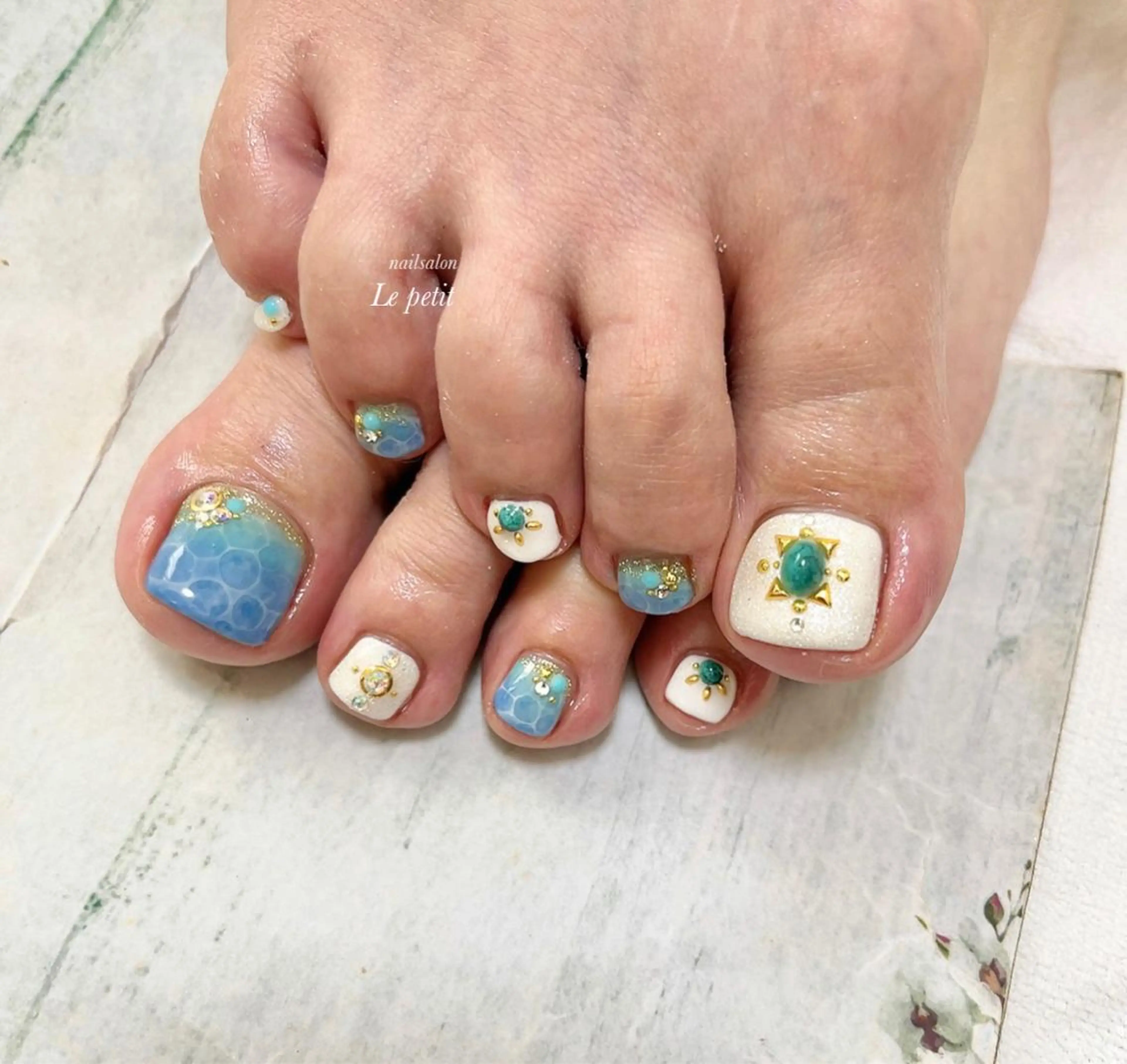 ネイル 石野 広佳のネイルデザイン