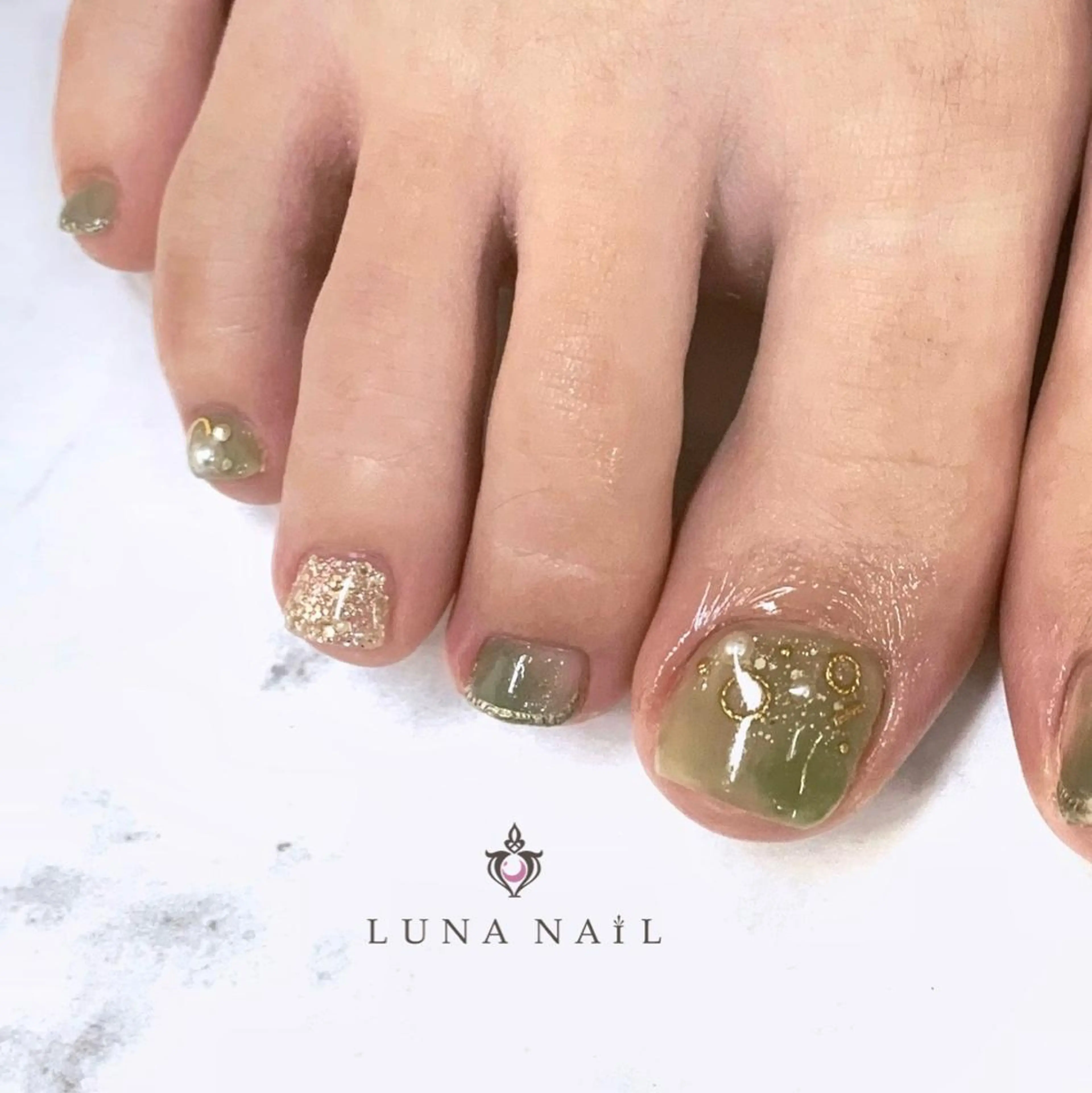 ネイル フットネイル アトリエ　ミモザ所属・いまむら あかりのネイルデザイン