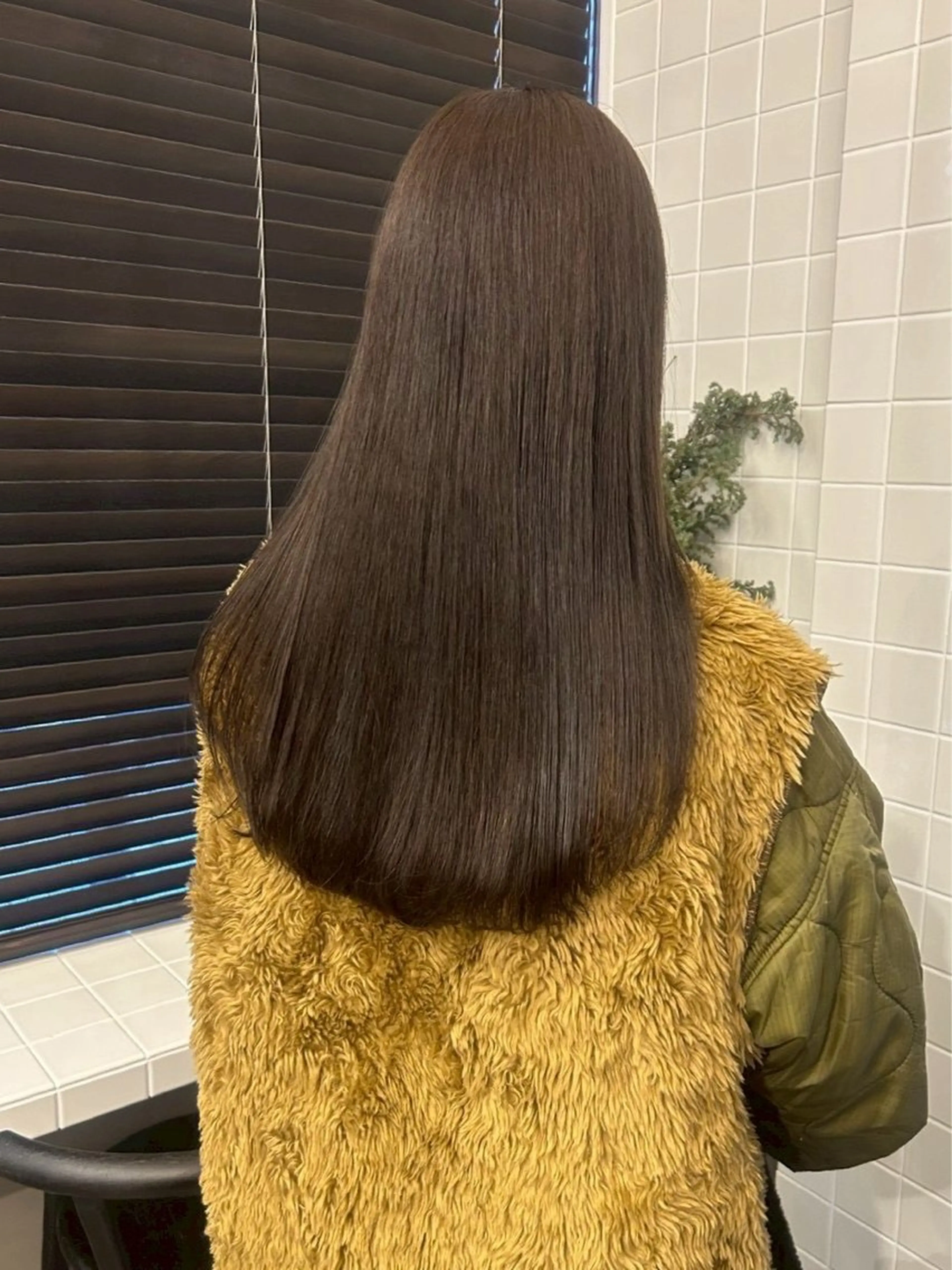 🚀暗めカラー🚀（半額以下！）フルカラー➕トリートメントの写真