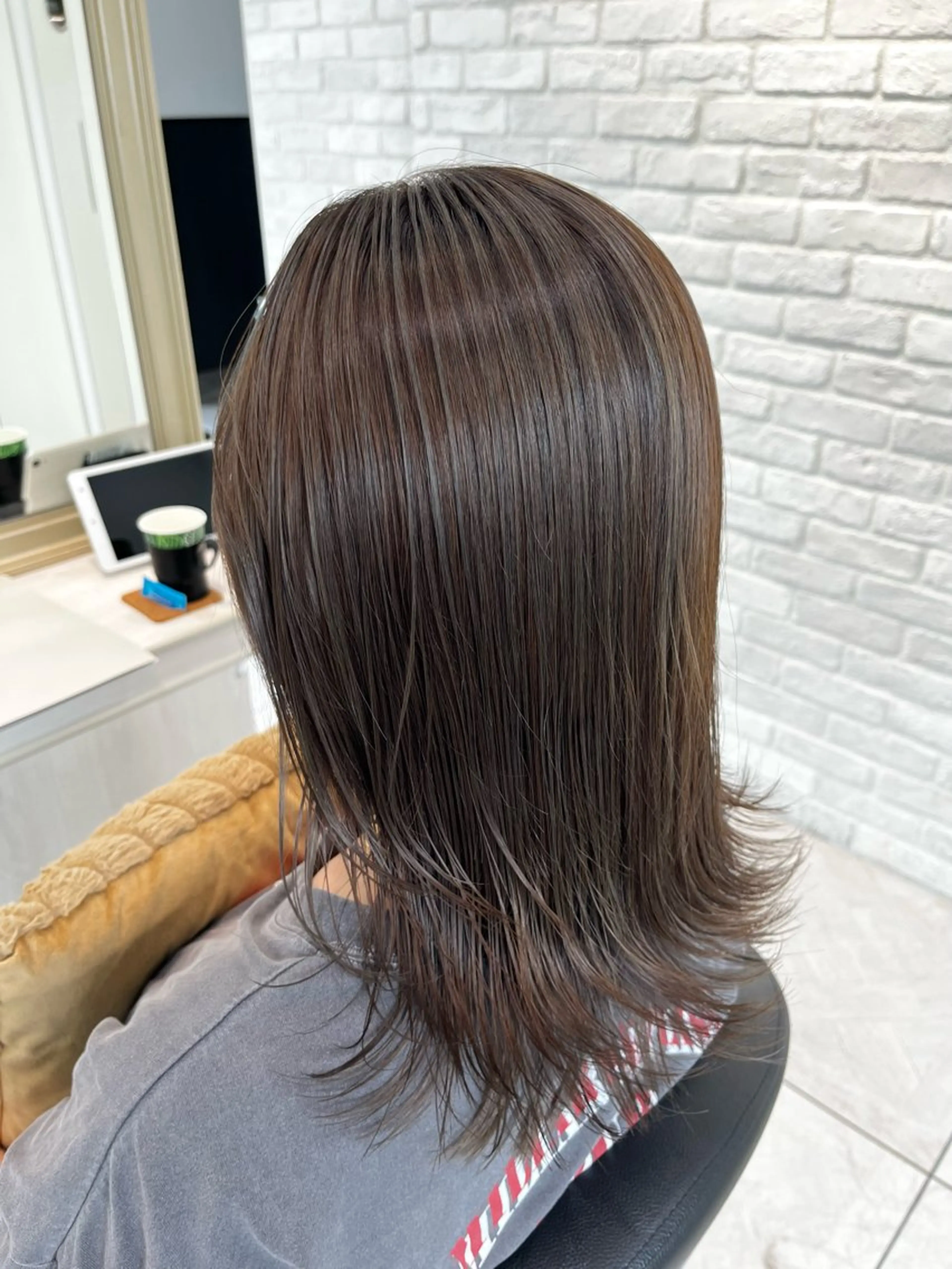 セミロング カラー 上尾/ママ美容師🫧 𝐌𝐞𝐢のヘアスタイル