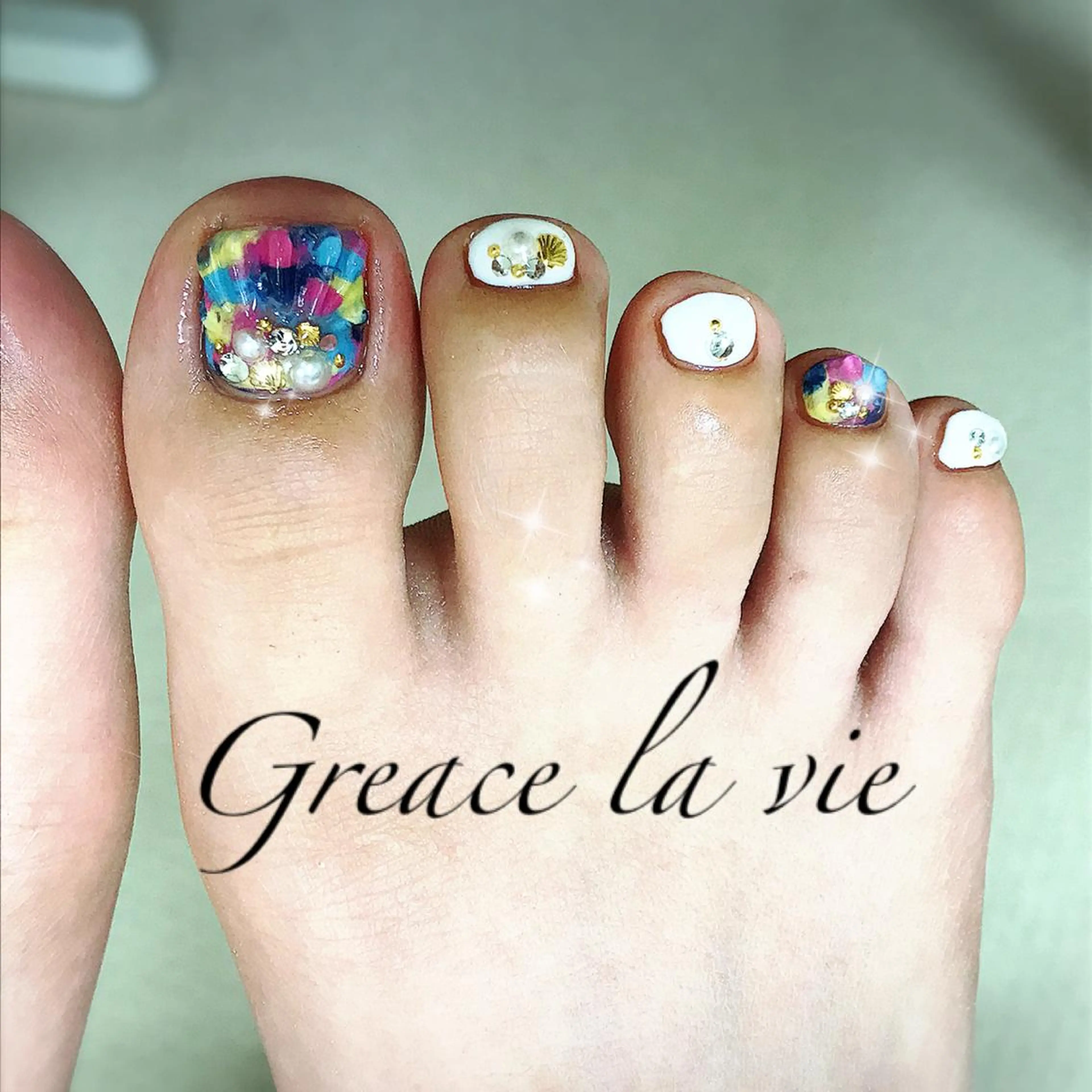 ショート カラー キッズ ネイル マツエク・マツパ Greace  la vieのネイルデザイン