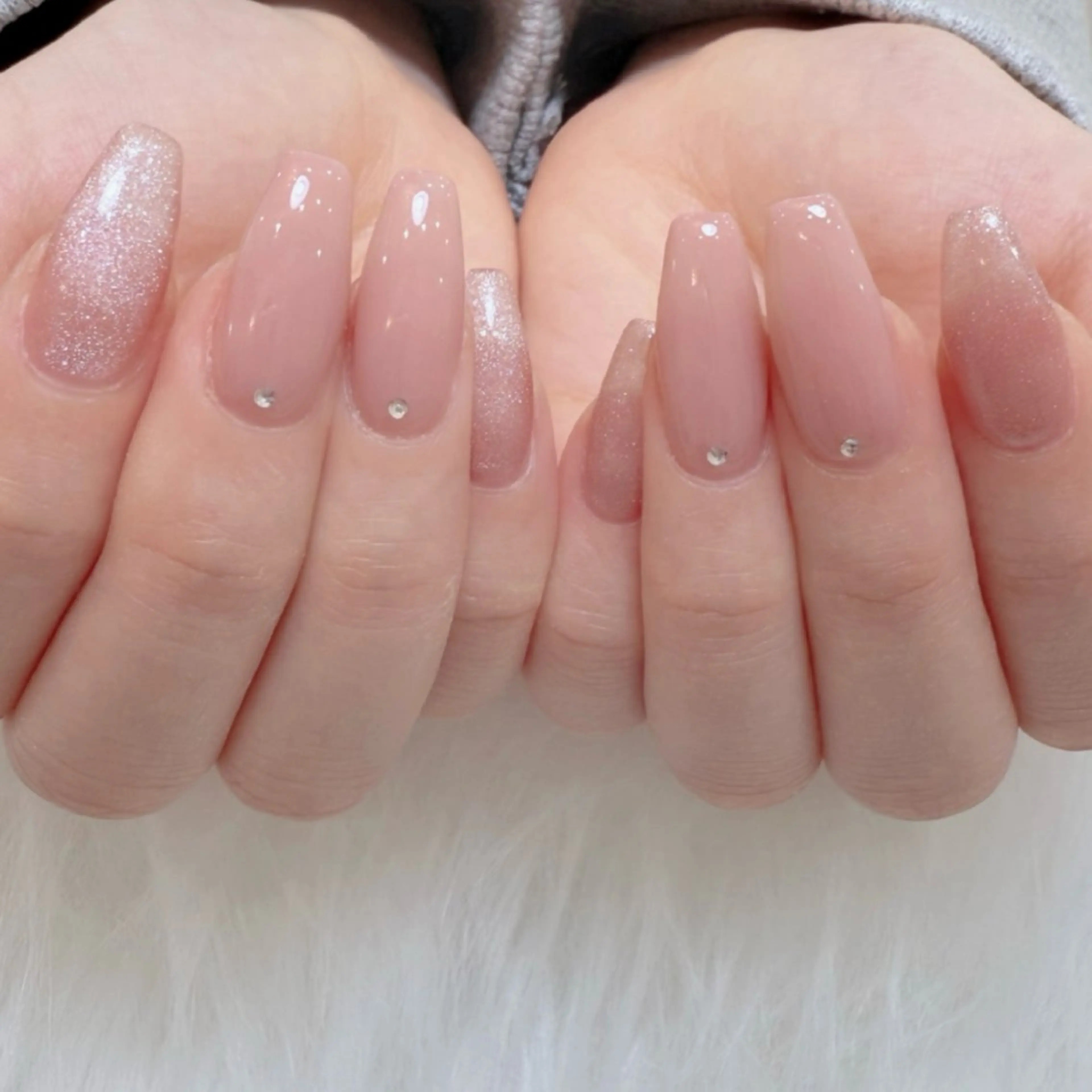 ネイル マグネットネイル ワンカラーネイル ストーンネイル 濱田 エルバイノリコのネイルデザイン