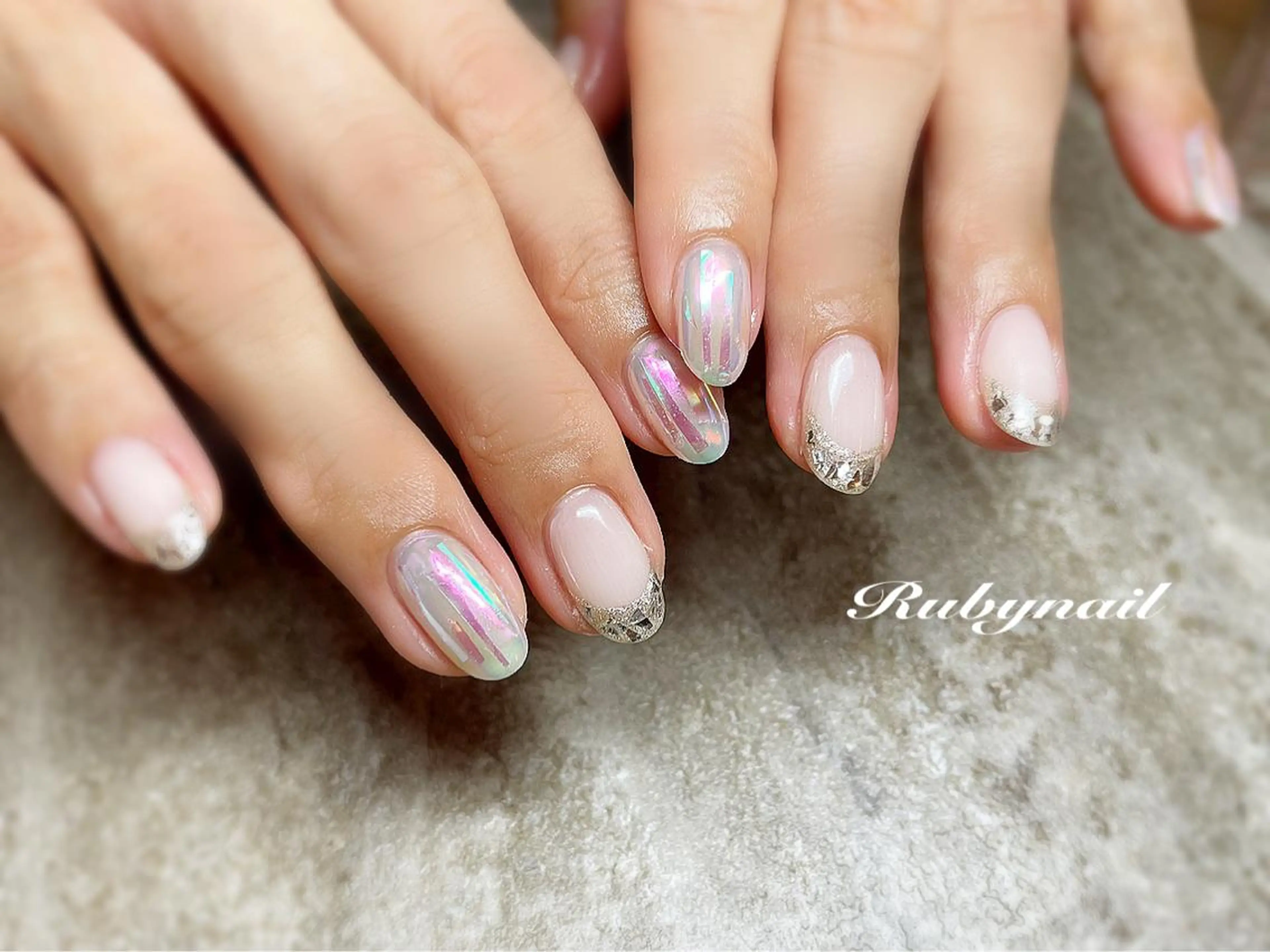 ネイル オーロラネイル プライベートサロン Rubynailのネイルデザイン