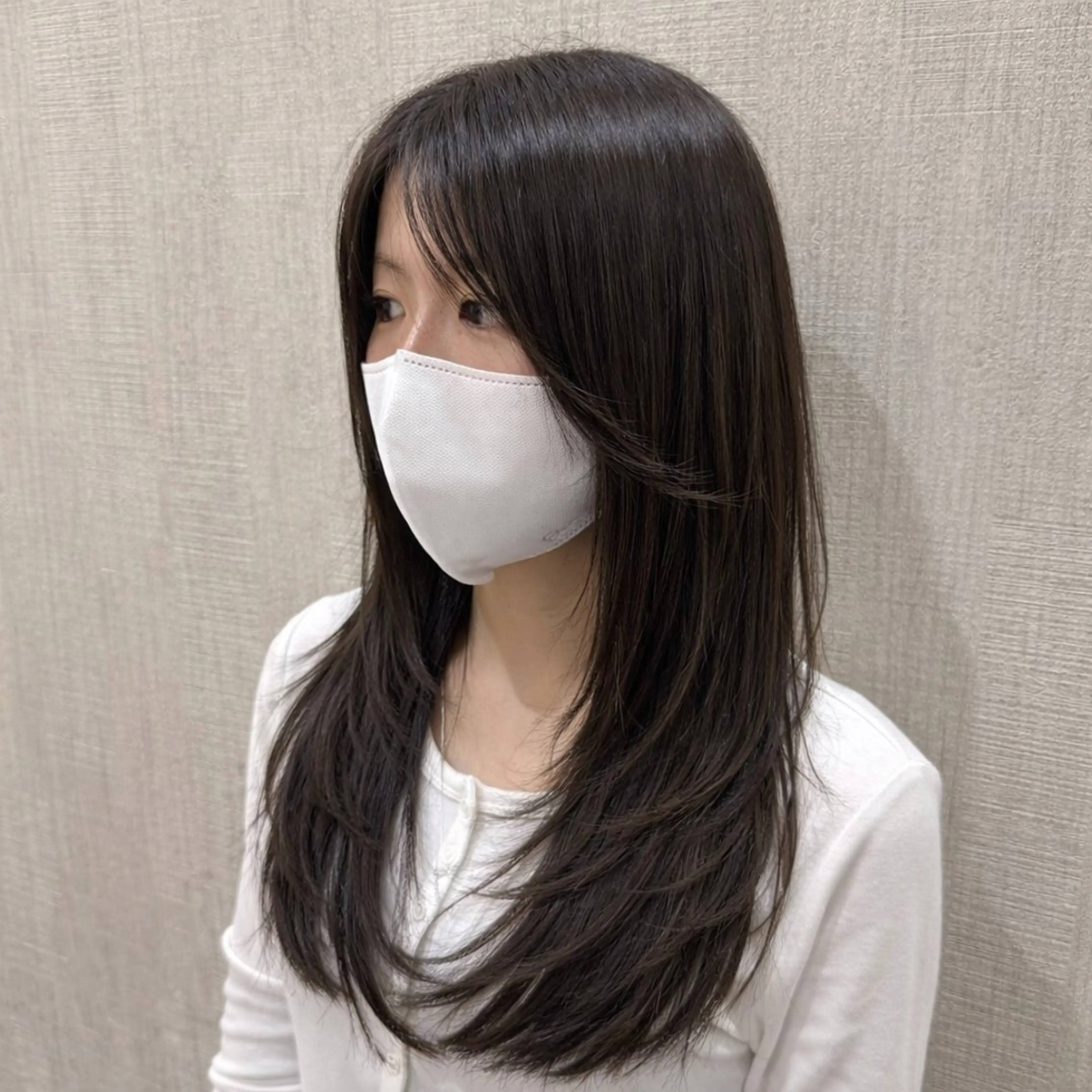 ロング 顔周りカット レイヤーカット ロング 小顔カット カット ヘアカラー トリートメント 店長✨レイヤー✖️ 髪質改善✖️韓国ヘアのヘアスタイル