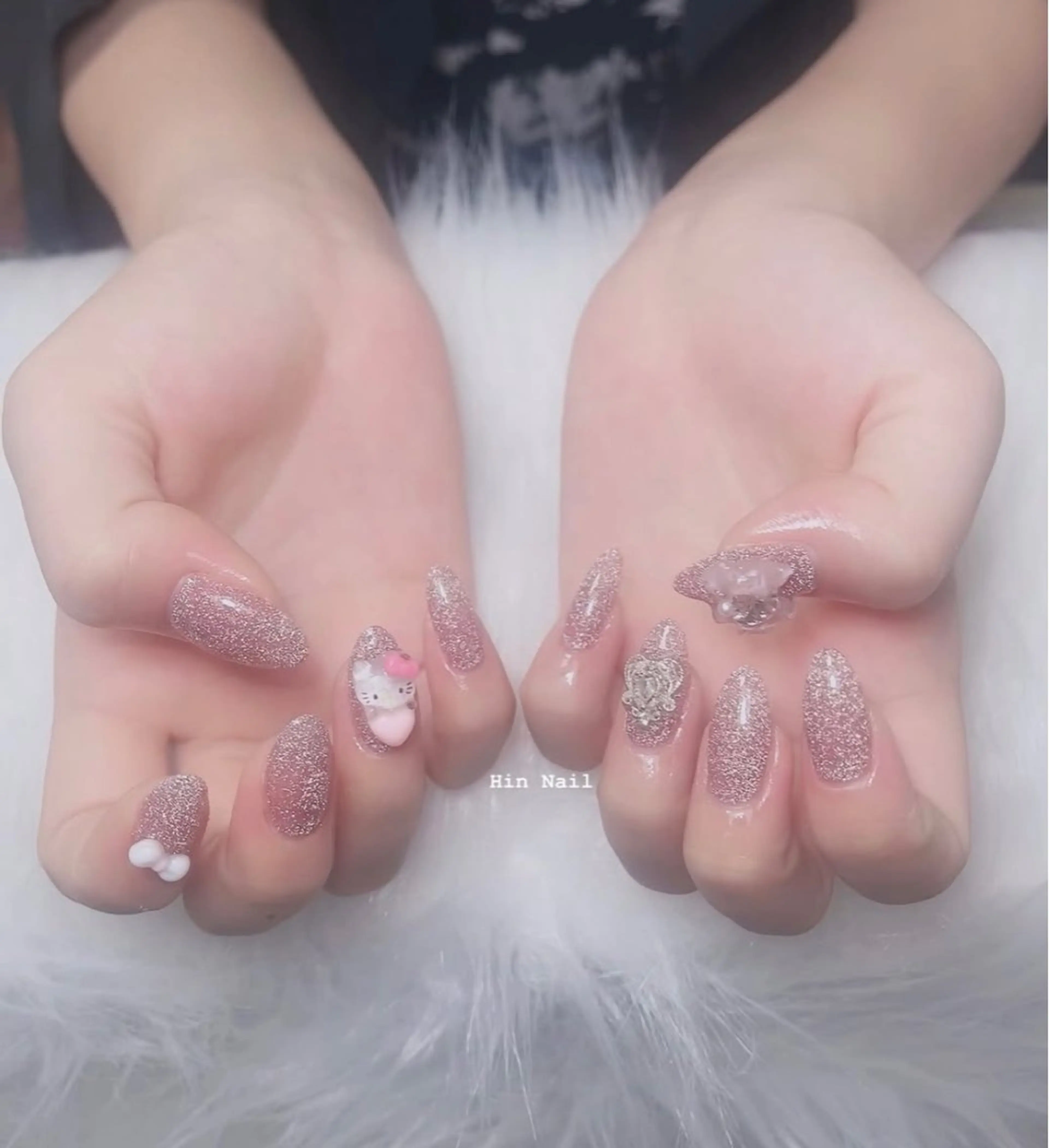 ネイル ハンドネイル Hin  Nail所属・Hin Nail Salonのネイルデザイン