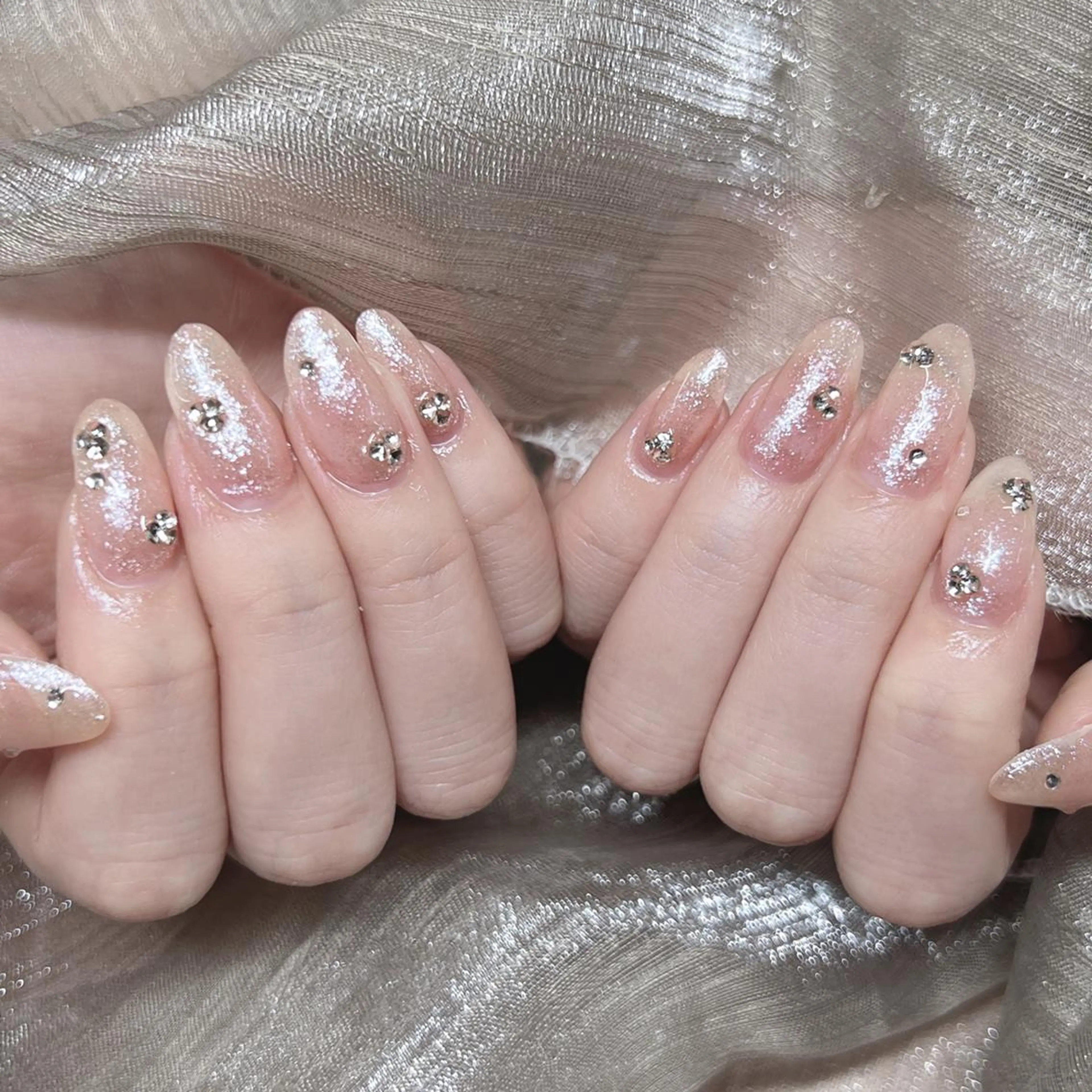 【Hand】初回ソフトジェルオフ無料ケア込み70分ワンカラー+スートンつけ放題の写真