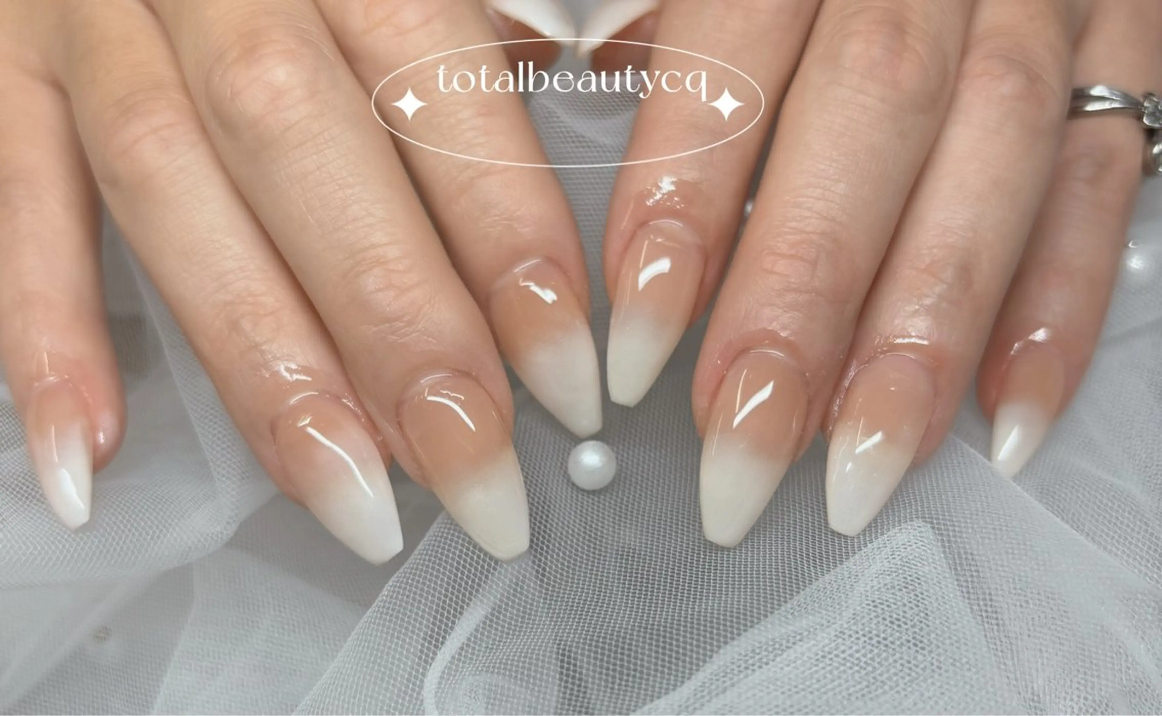 ネイル ハンドネイル トータルビューティー CQのネイルデザイン