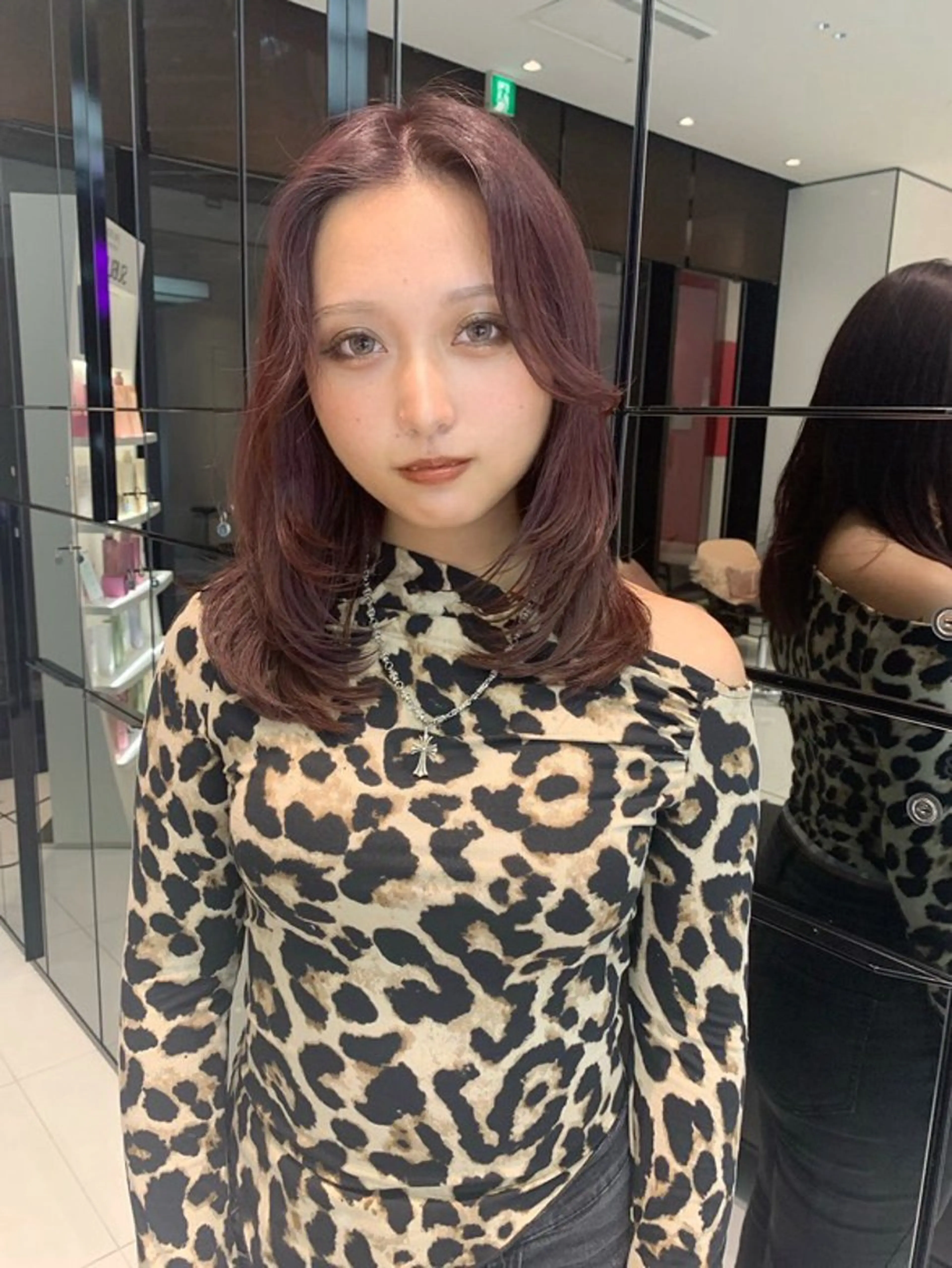 ミディアム ヘアカラー keen吉祥寺🐆 レイヤー/NAO🩶のヘアスタイル