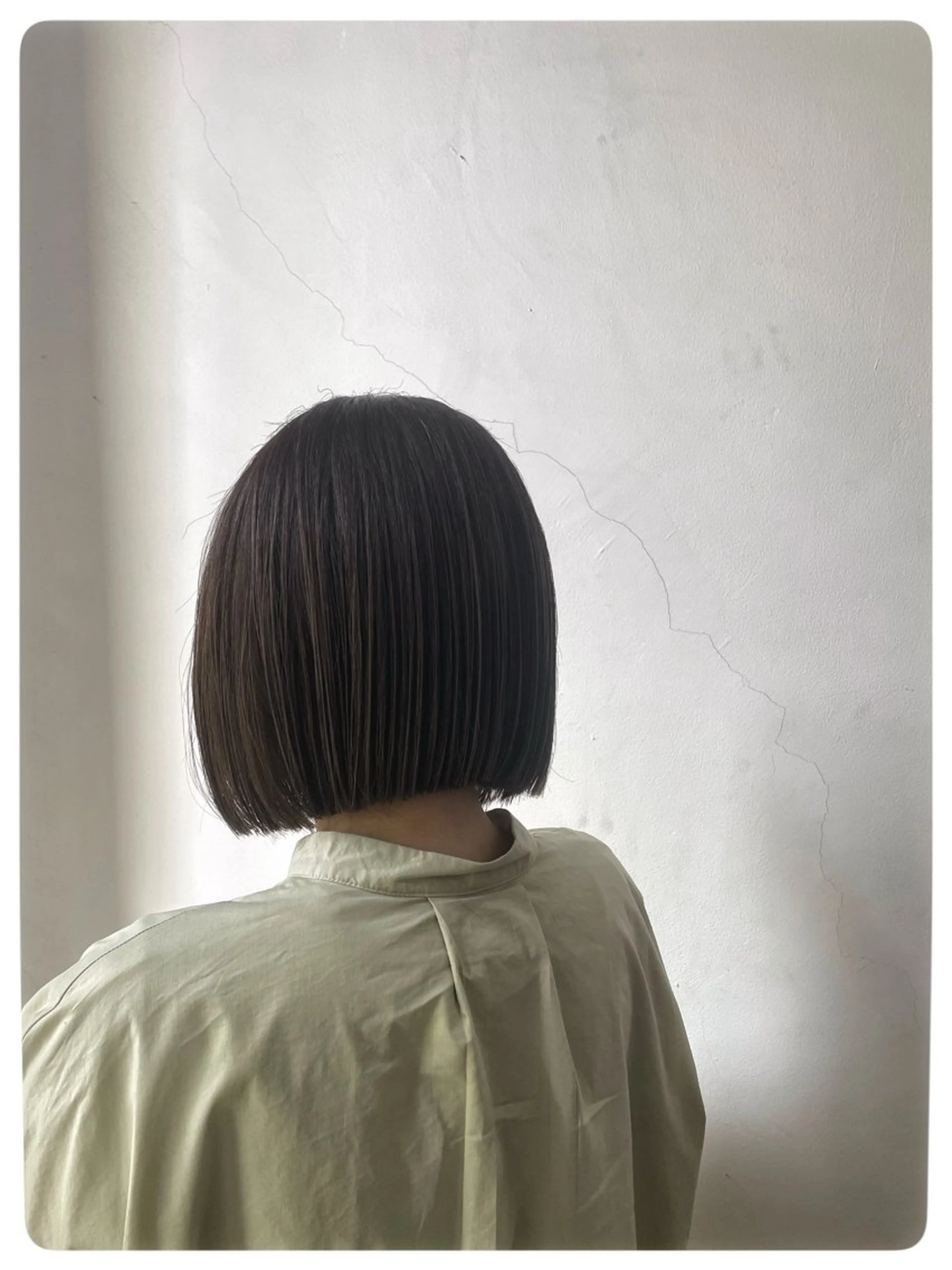 ミディアム 💇‍♀️loely 小島のヘアスタイル