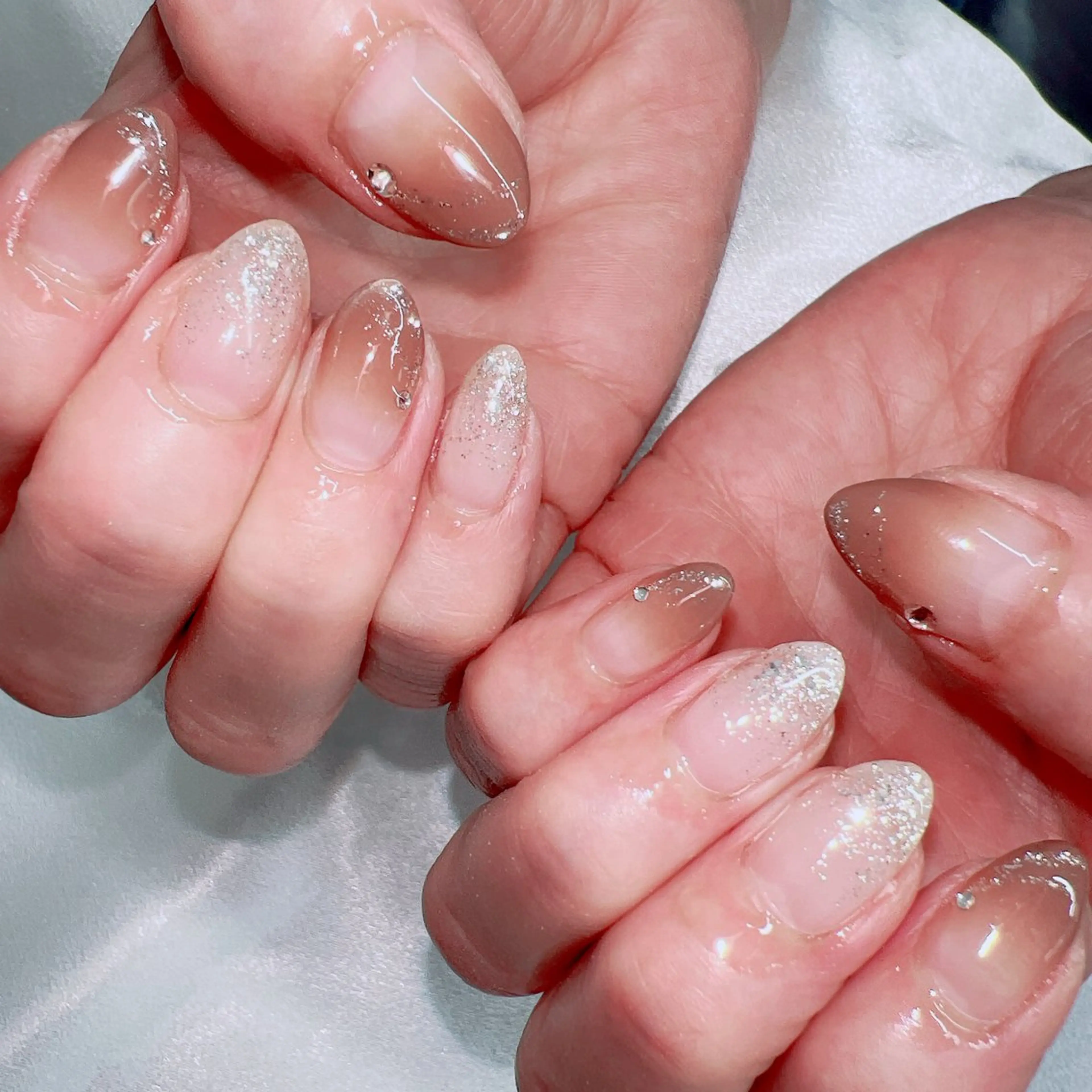 ネイル ハンドネイル Emi lyのネイルデザイン