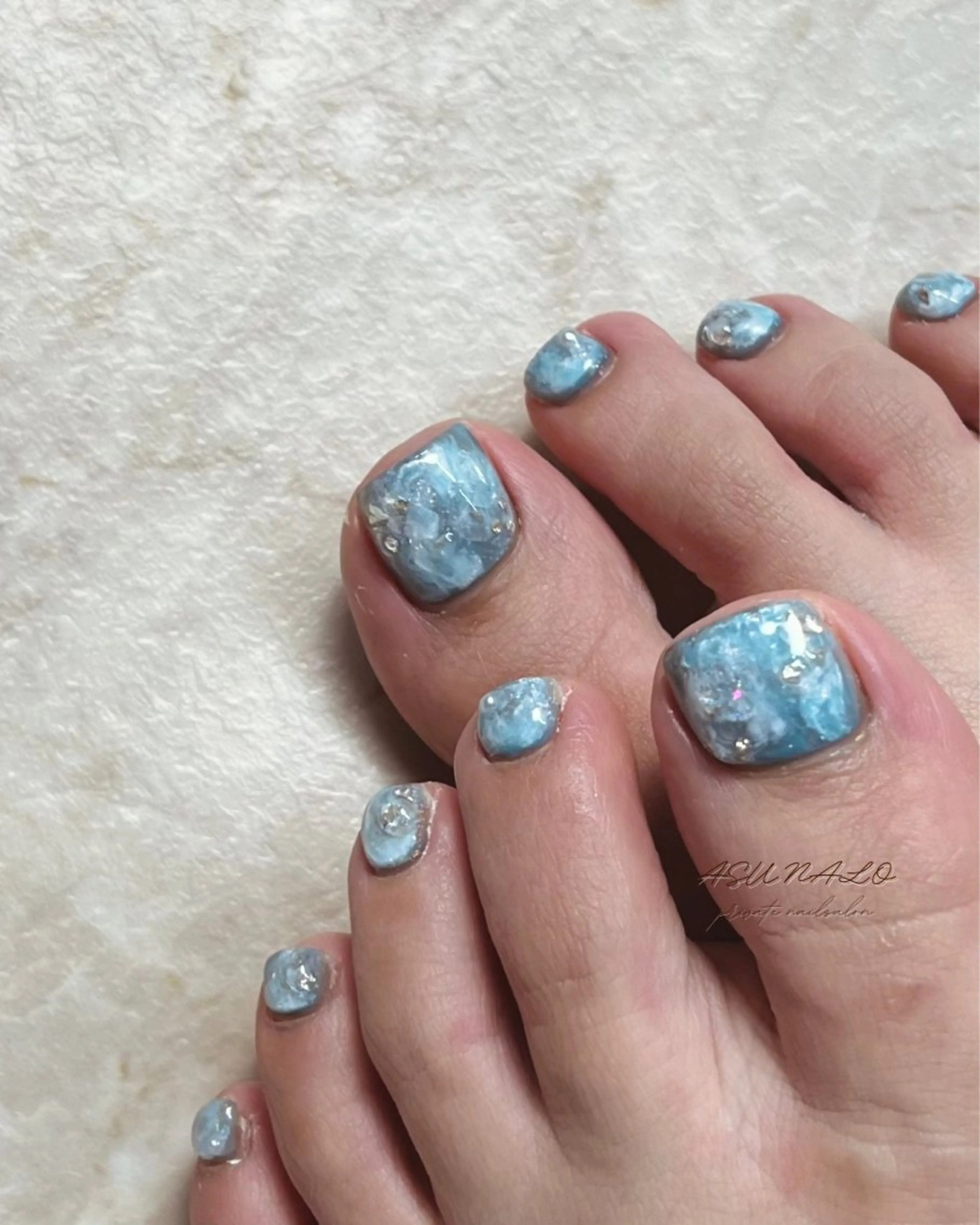 ネイル ブルー フットネイル ASUNALO えりかのネイルデザイン