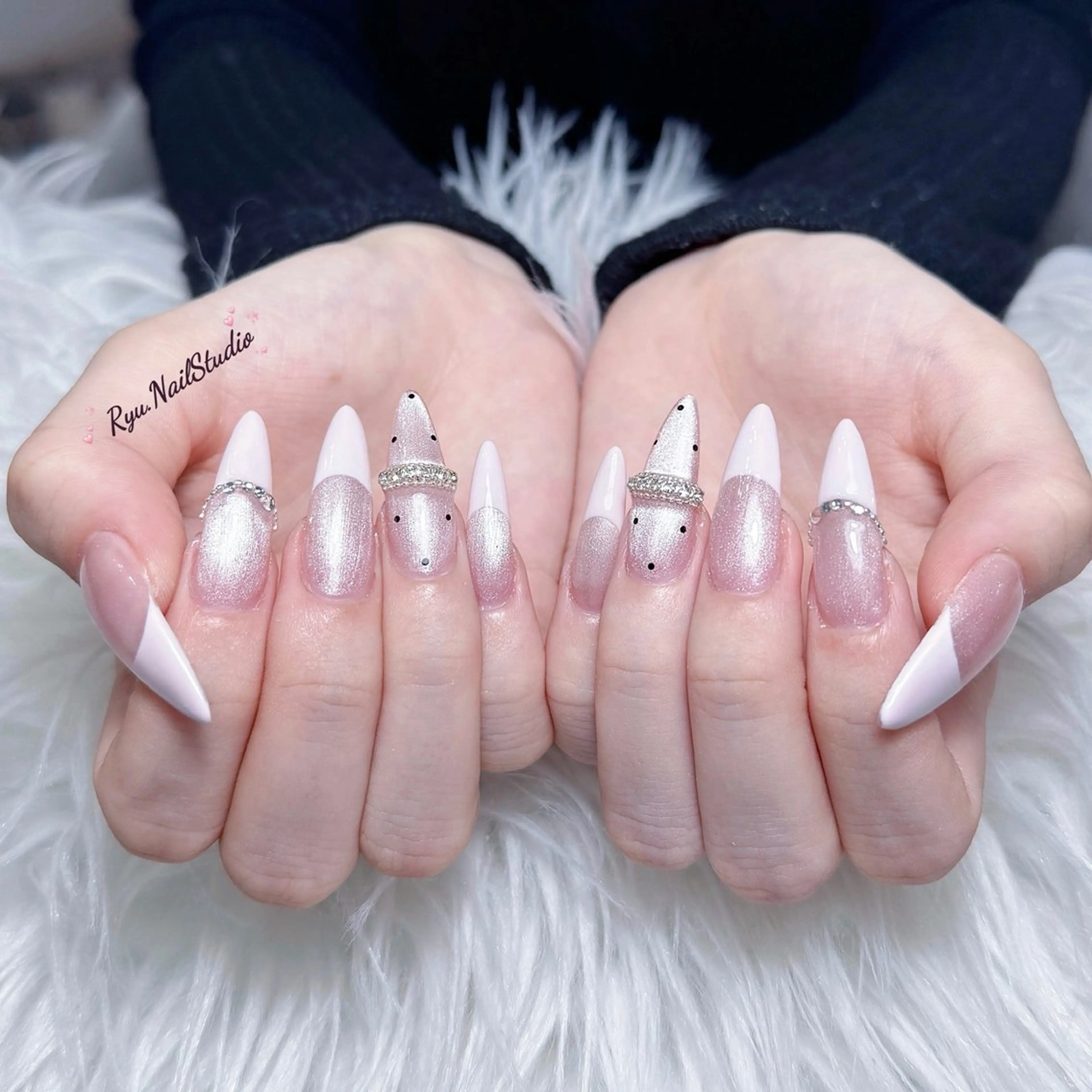 ネイル アートネイル ジェルネイル マグネットネイル ニュアンスネイル シンプルネイル ハンドネイル Ryu nail studioのネイルデザイン